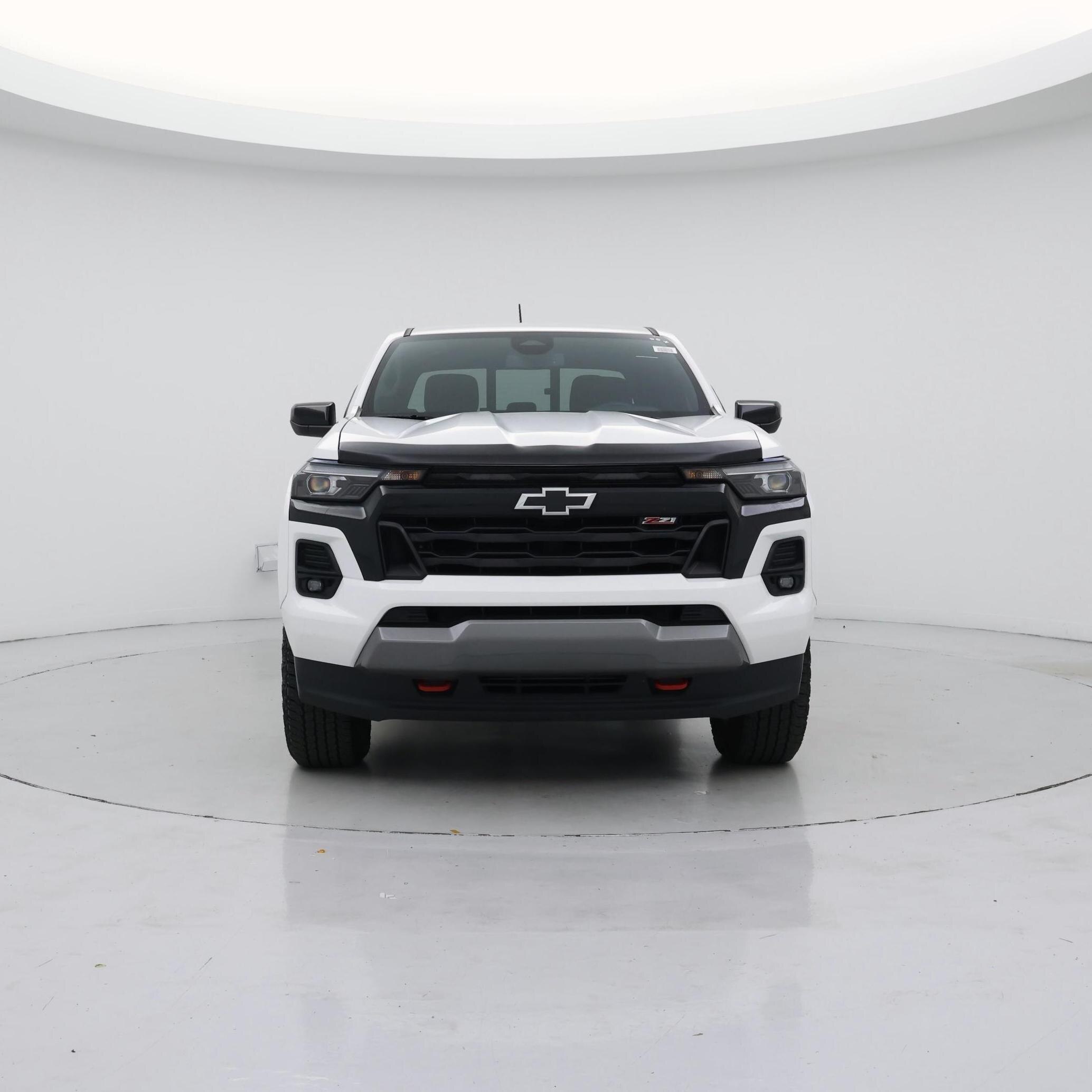 Thumbnail: 2023 Chevrolet Colorado - 5