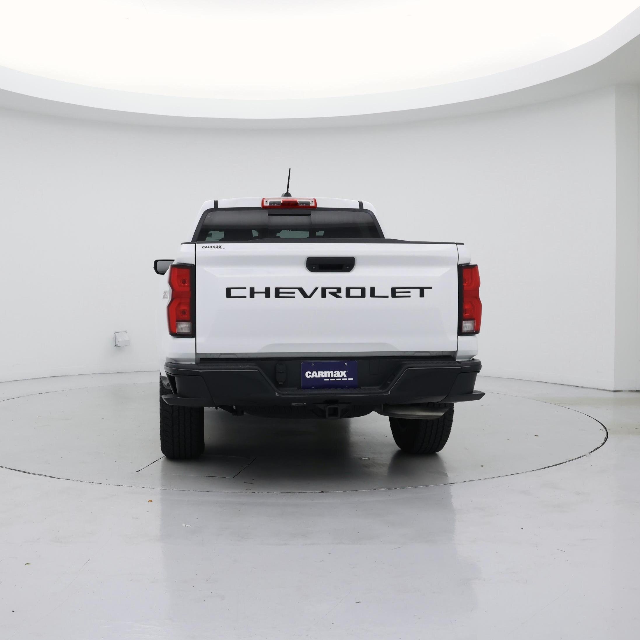 Thumbnail: 2023 Chevrolet Colorado - 6