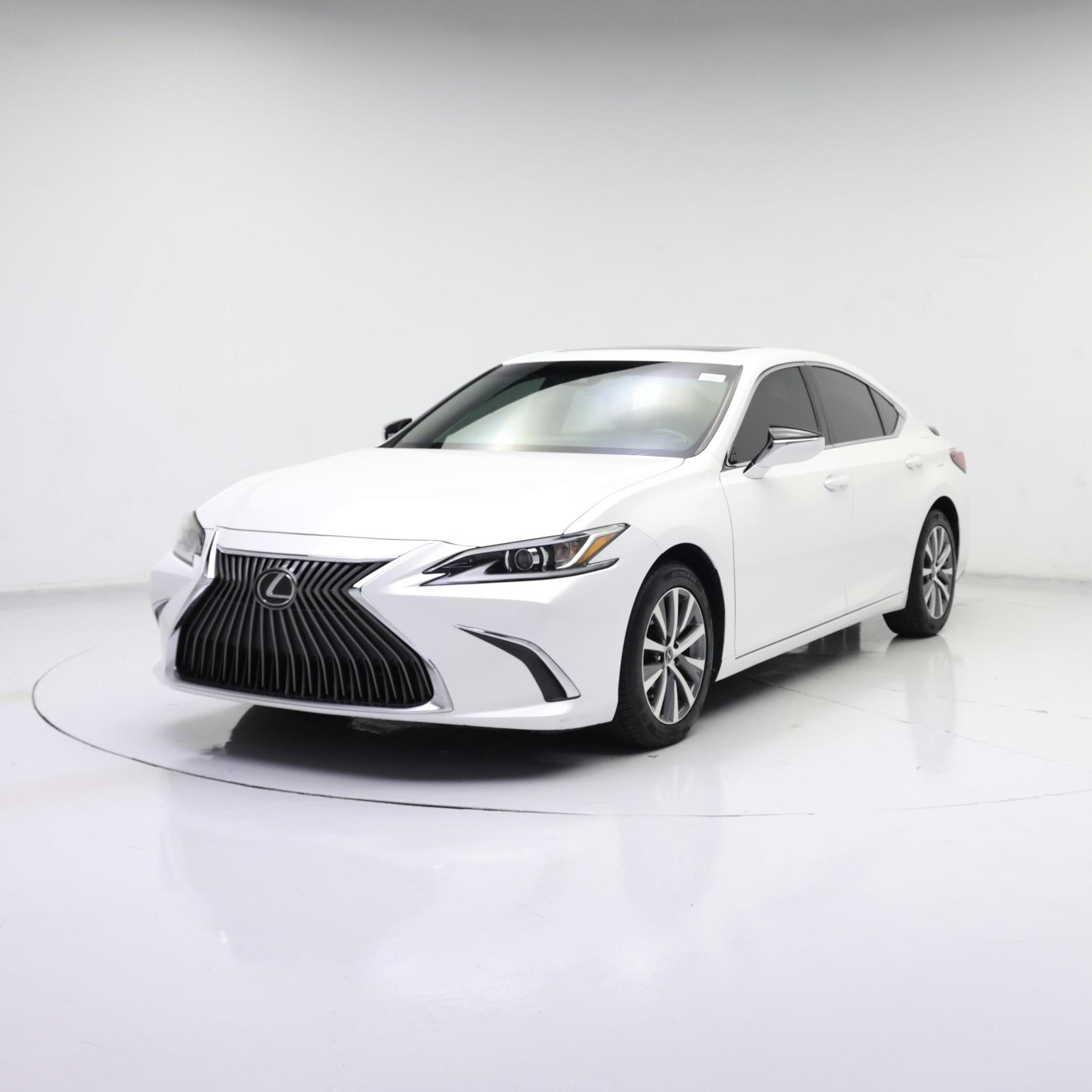 Thumbnail: 2020 Lexus ES - 4