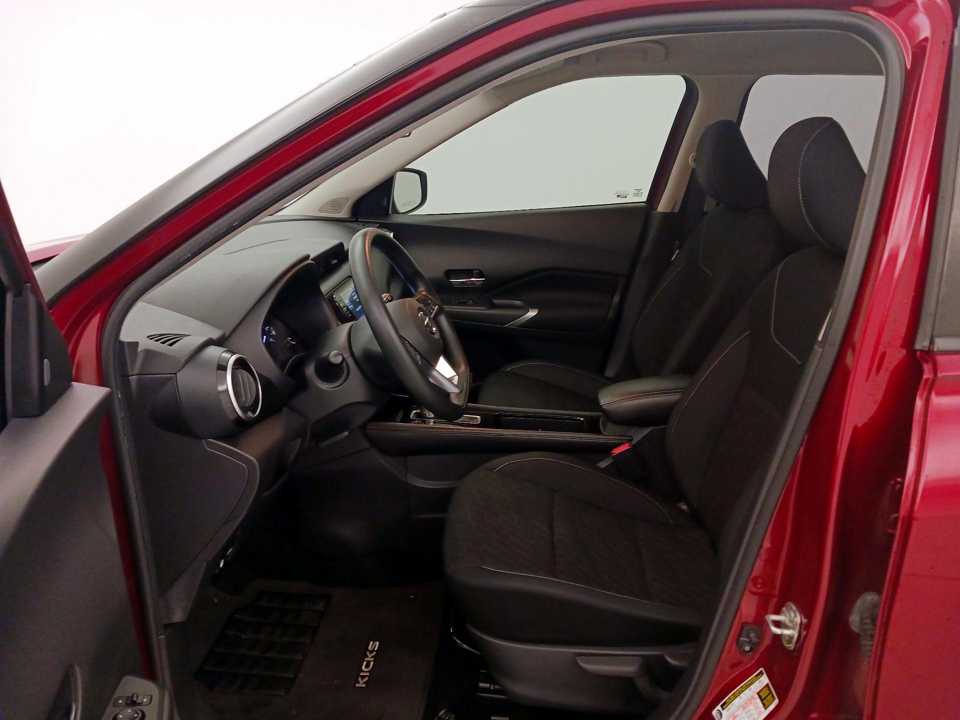 Thumbnail: 2021 Nissan Kicks - 11