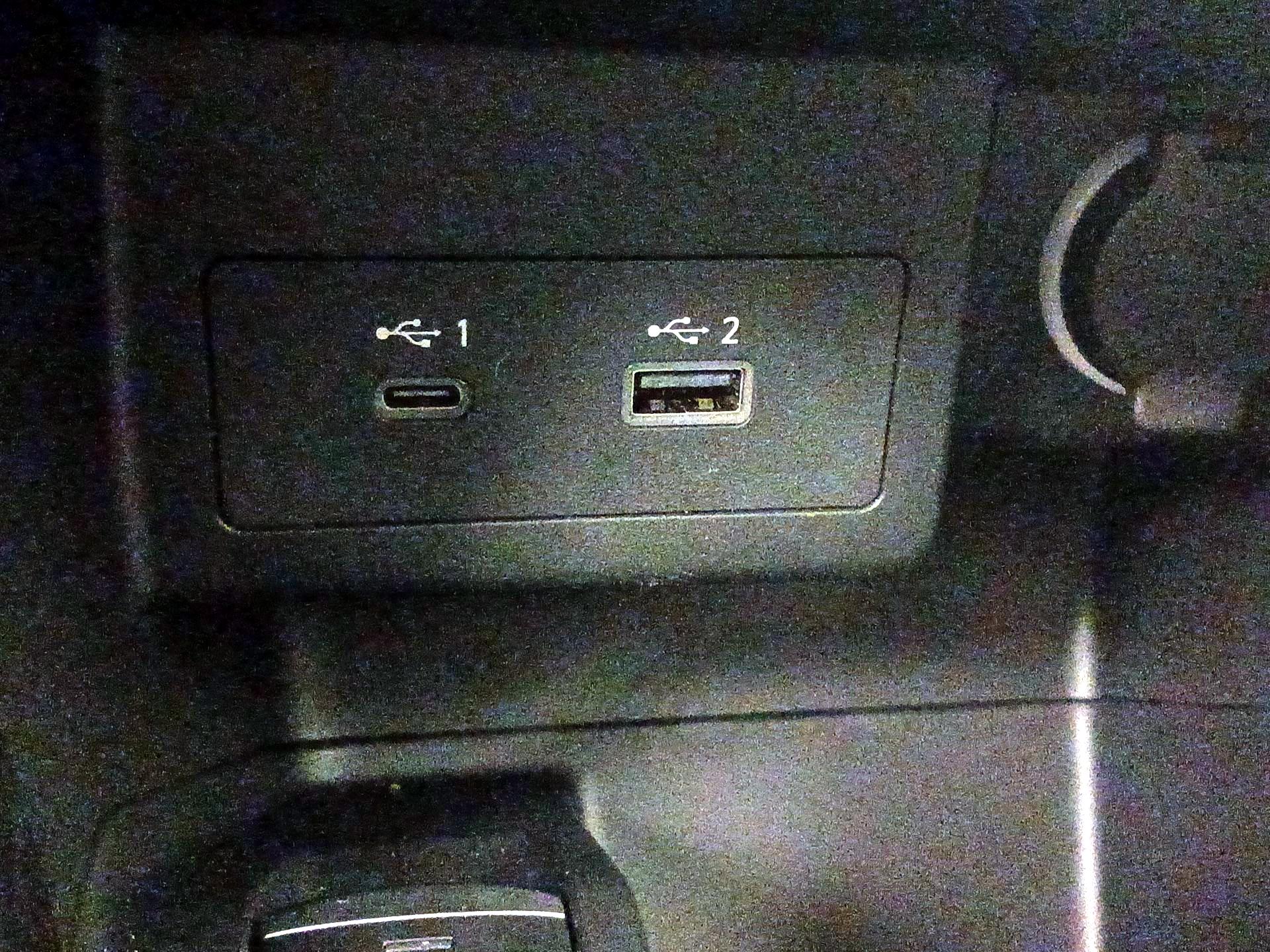 Thumbnail: 2021 Nissan Kicks - 17