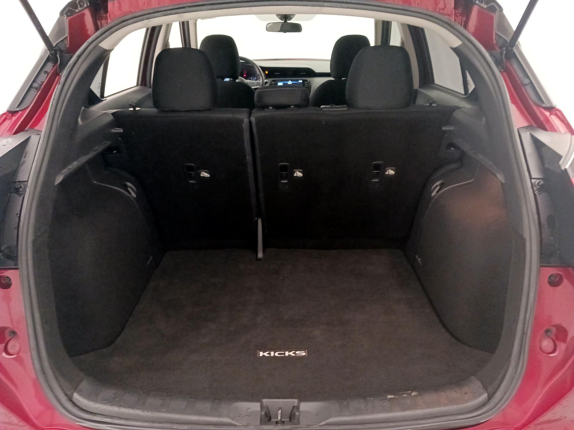 Thumbnail: 2021 Nissan Kicks - 19