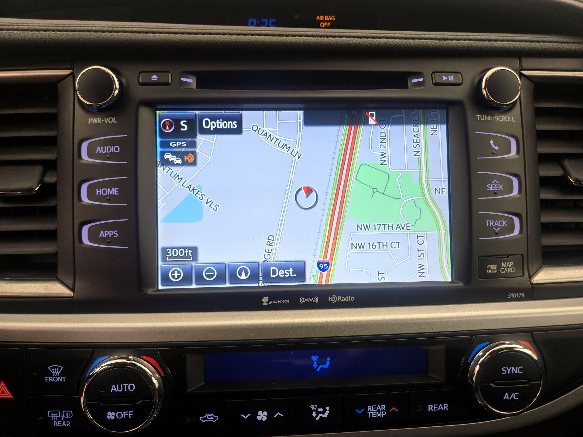 Thumbnail: 2018 Toyota Highlander - 14