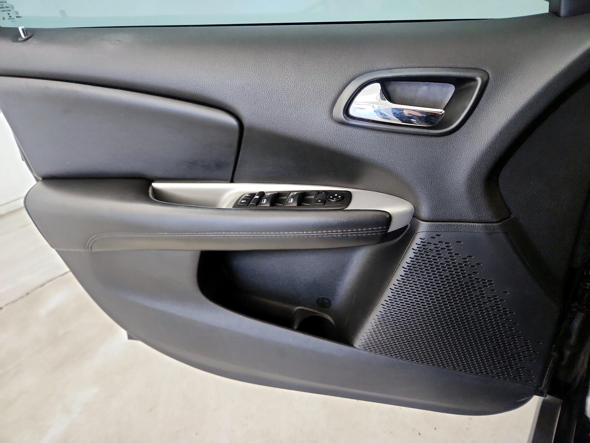 Thumbnail: 2020 Dodge Journey - 12