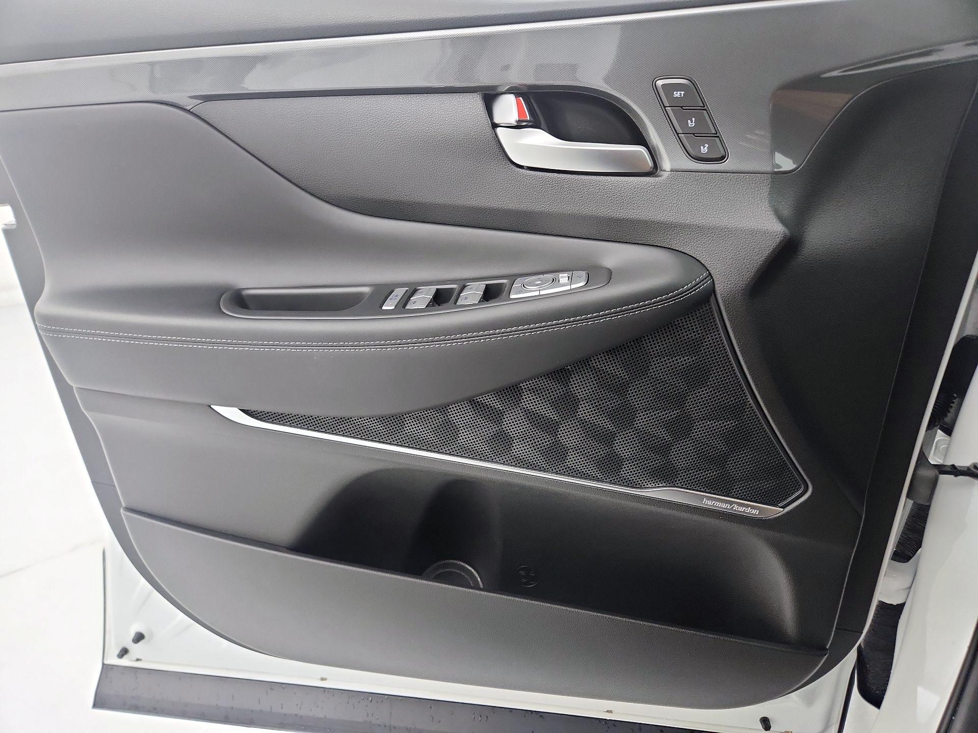 Thumbnail: 2023 Hyundai Santa Fe - 12