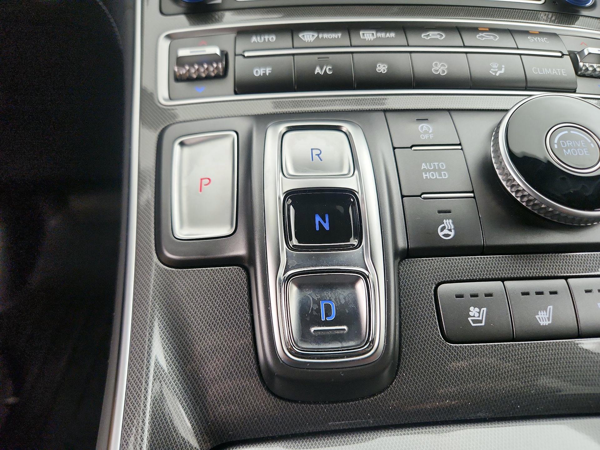 Thumbnail: 2023 Hyundai Santa Fe - 18