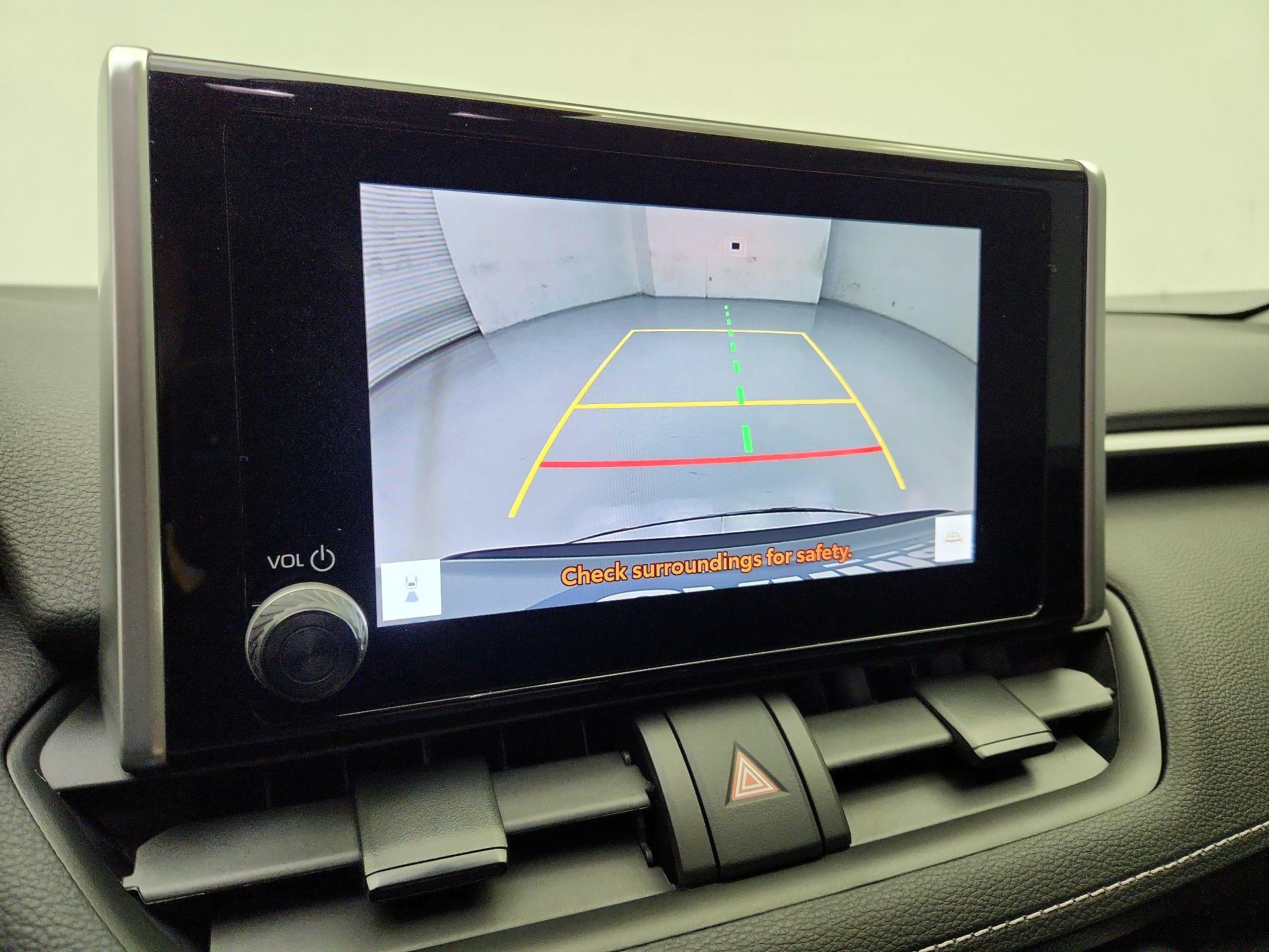 Thumbnail: 2025 Toyota RAV4 - 15