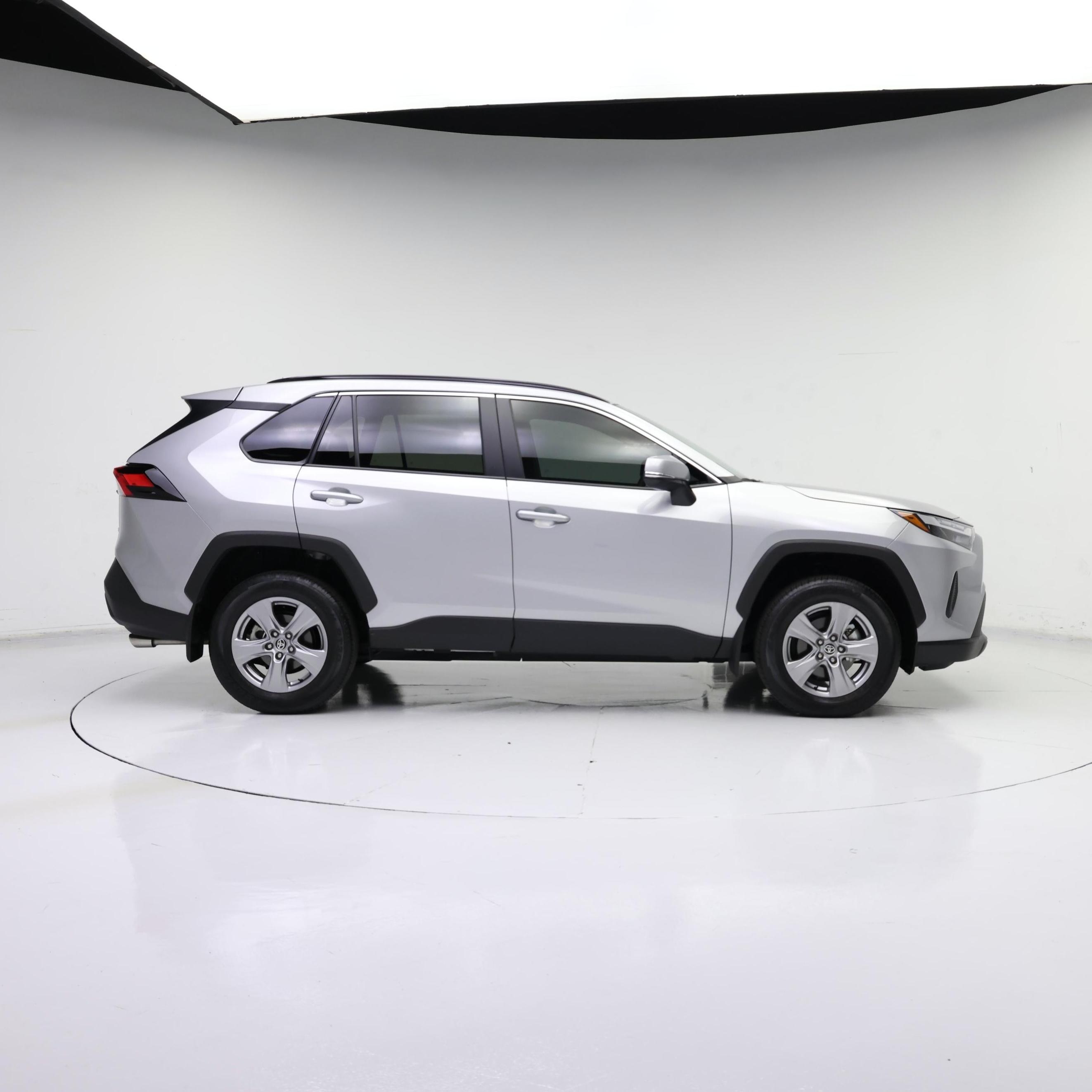 Thumbnail: 2025 Toyota RAV4 - 7