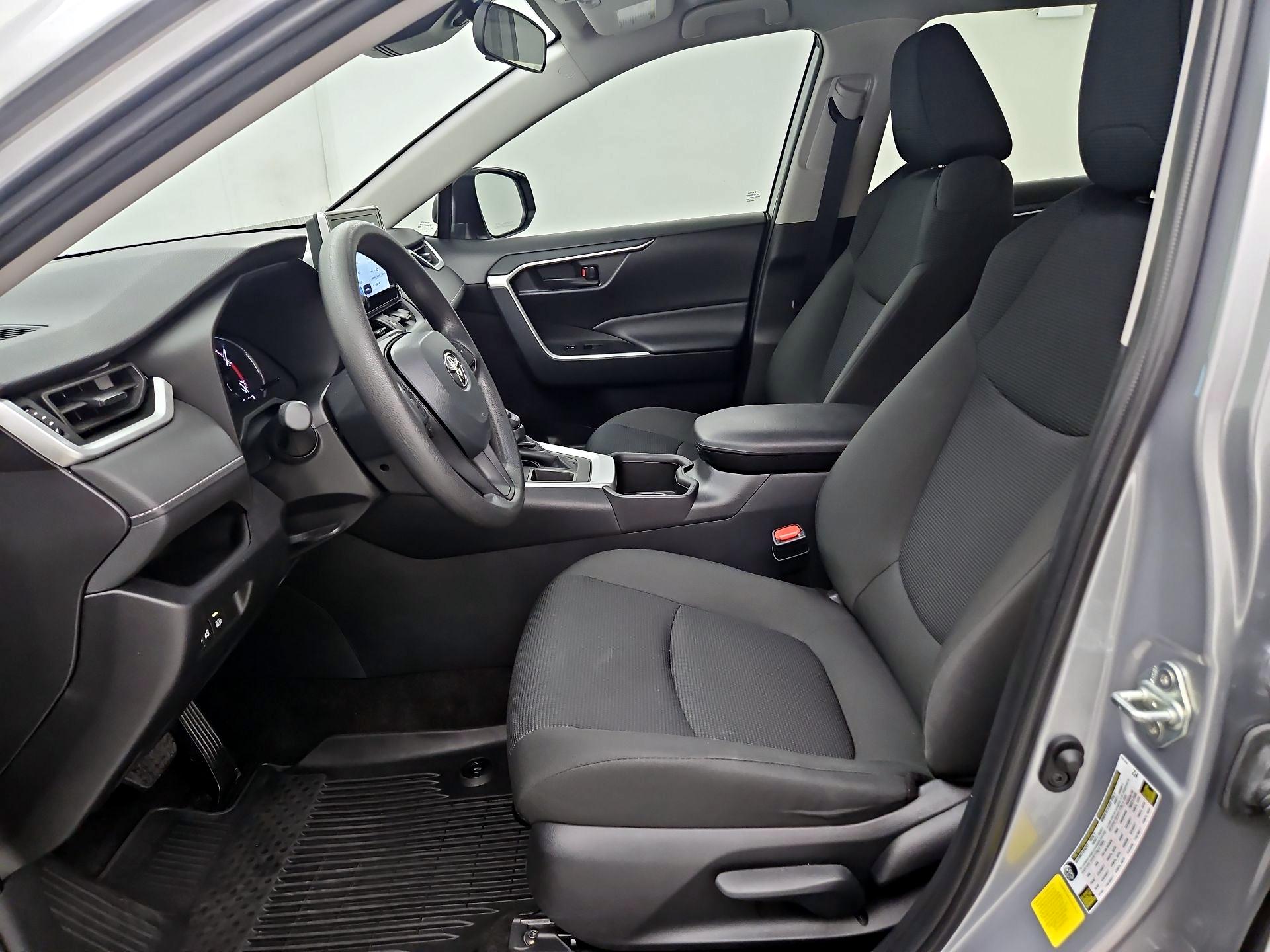 Thumbnail: 2024 Toyota RAV4 - 11