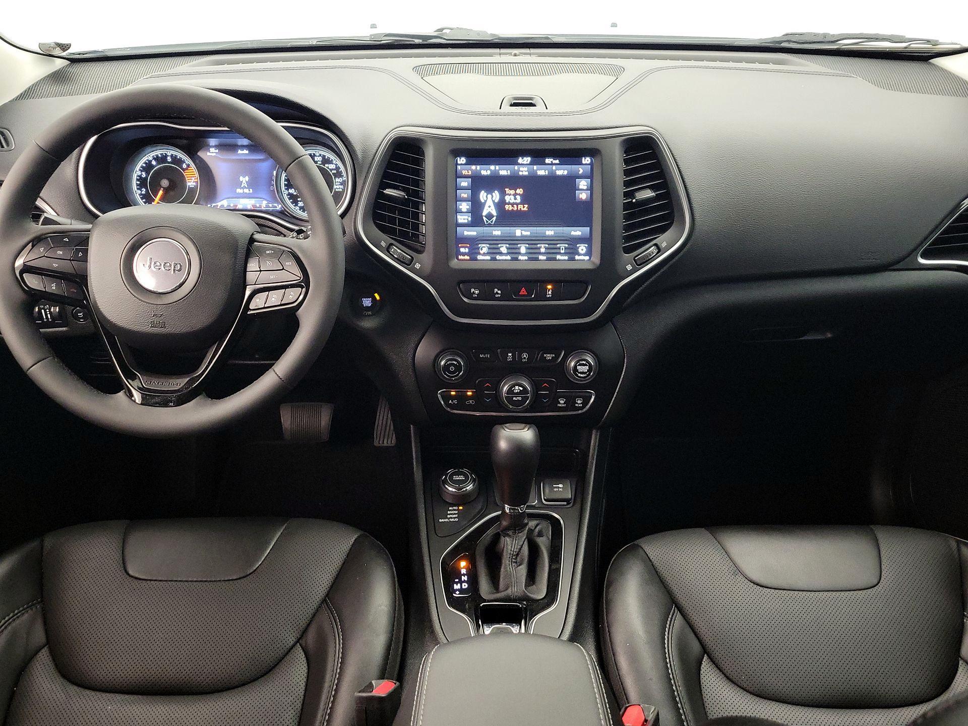 Thumbnail: 2023 Jeep Cherokee - 9