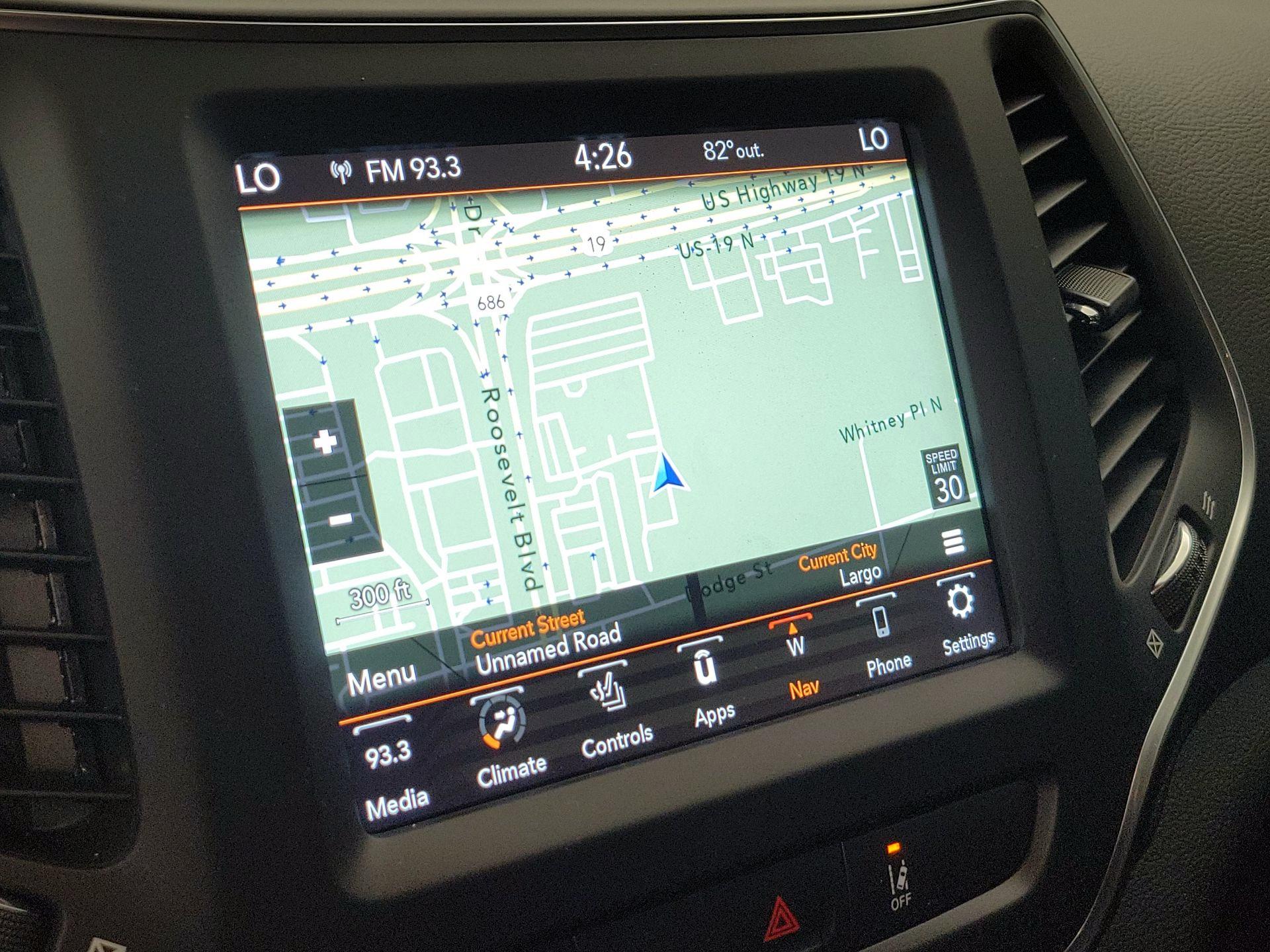 Thumbnail: 2023 Jeep Cherokee - 14