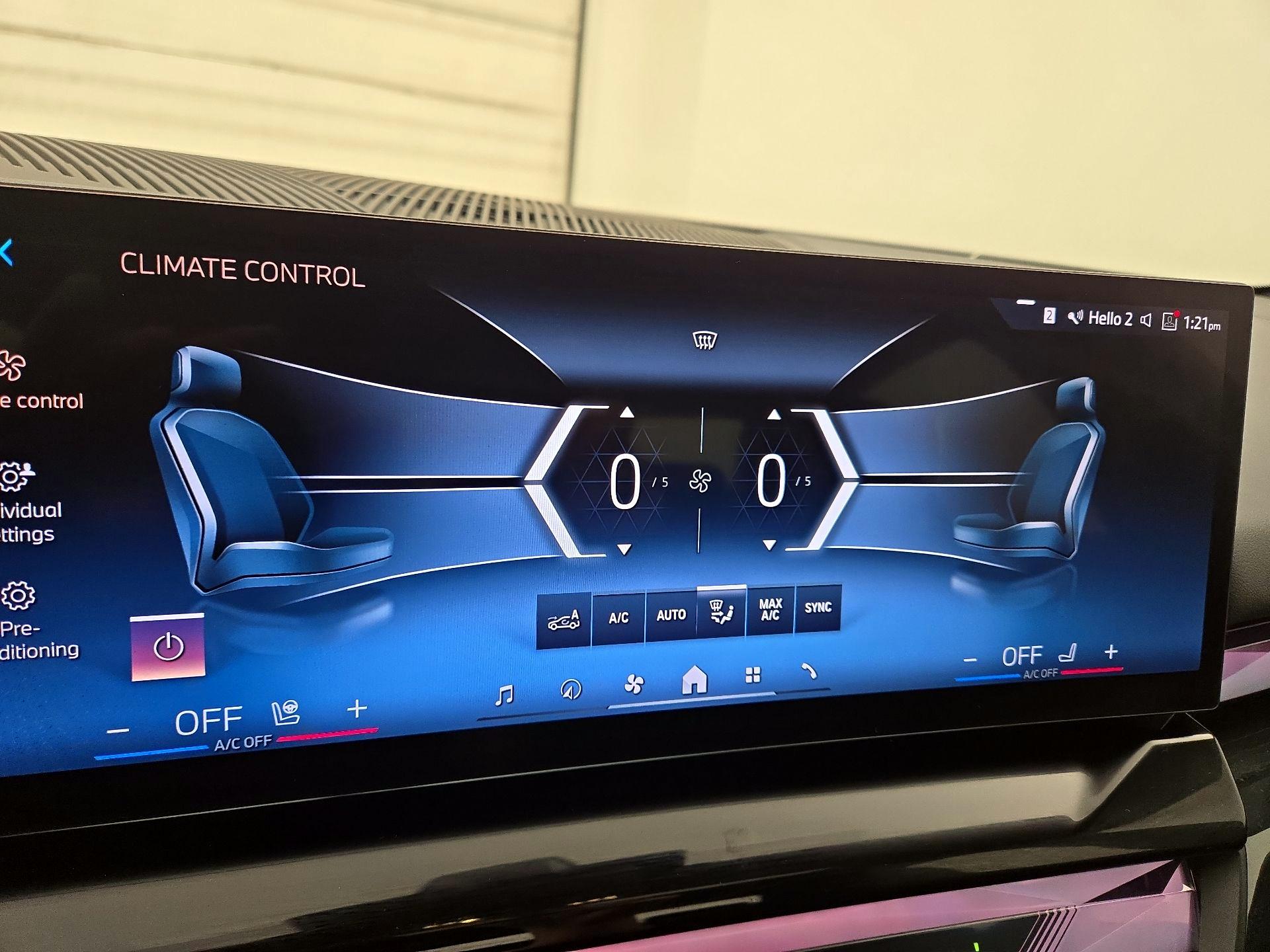 Thumbnail: 2025 BMW 5 Series - 17