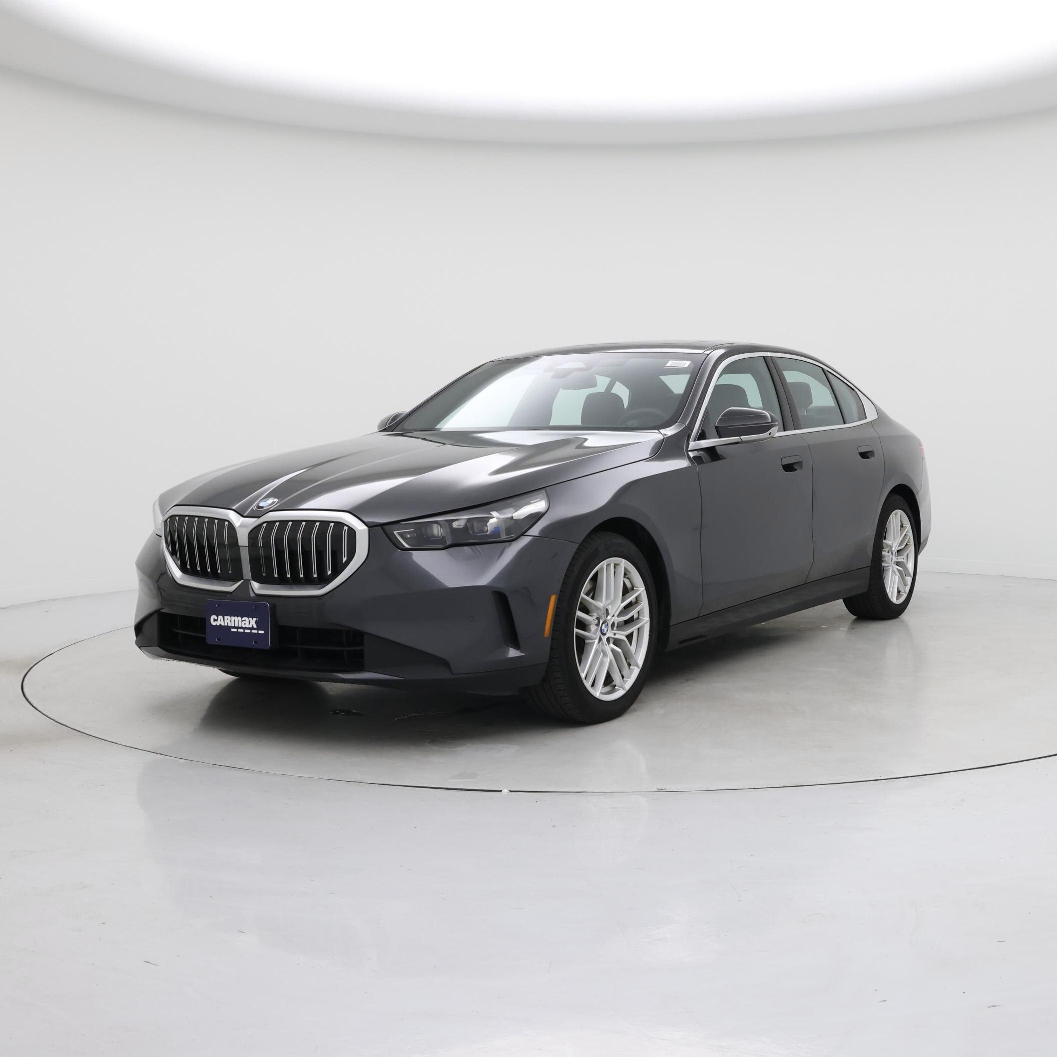 Thumbnail: 2025 BMW 5 Series - 4