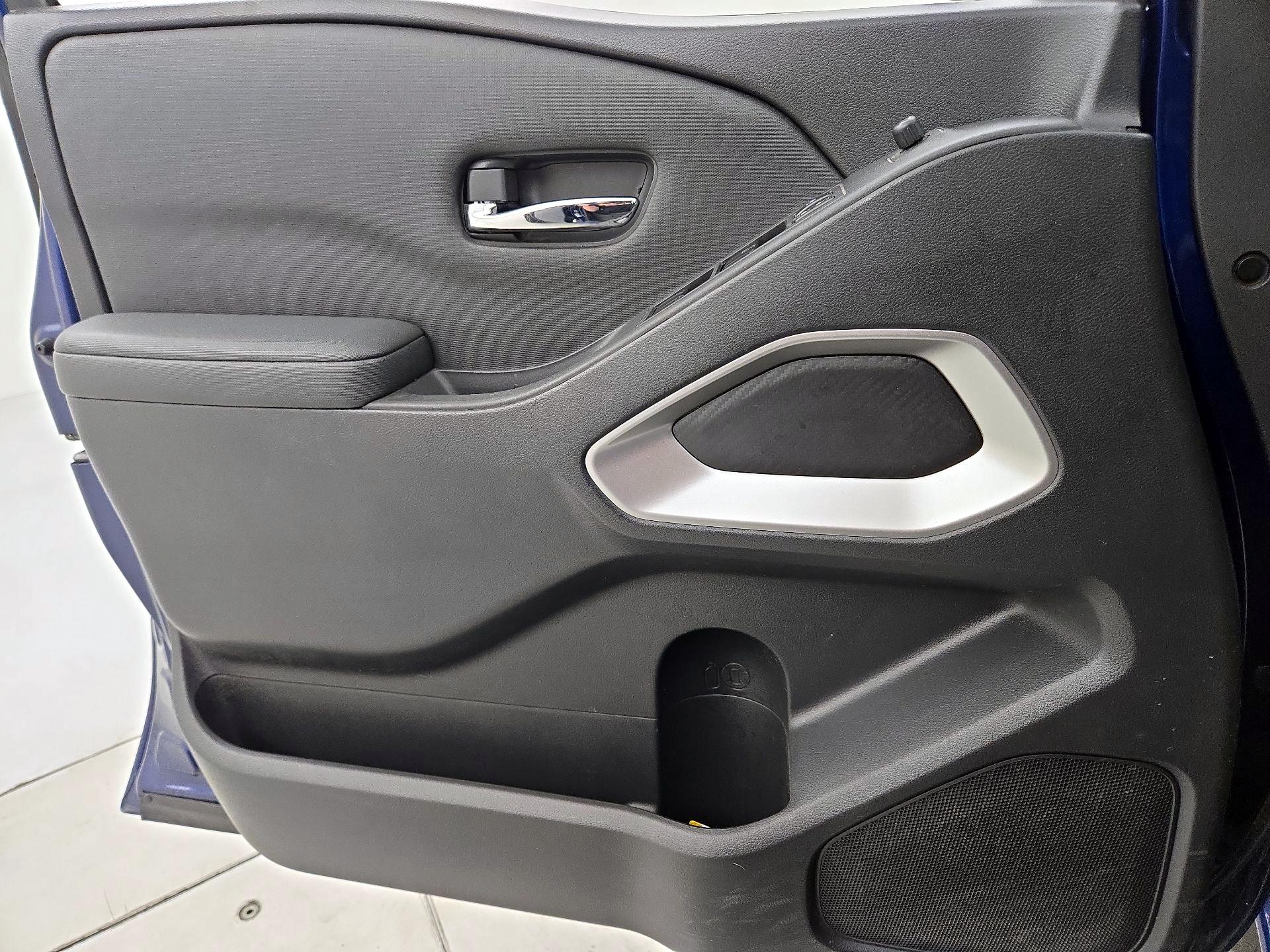 Thumbnail: 2023 Nissan Frontier - 12