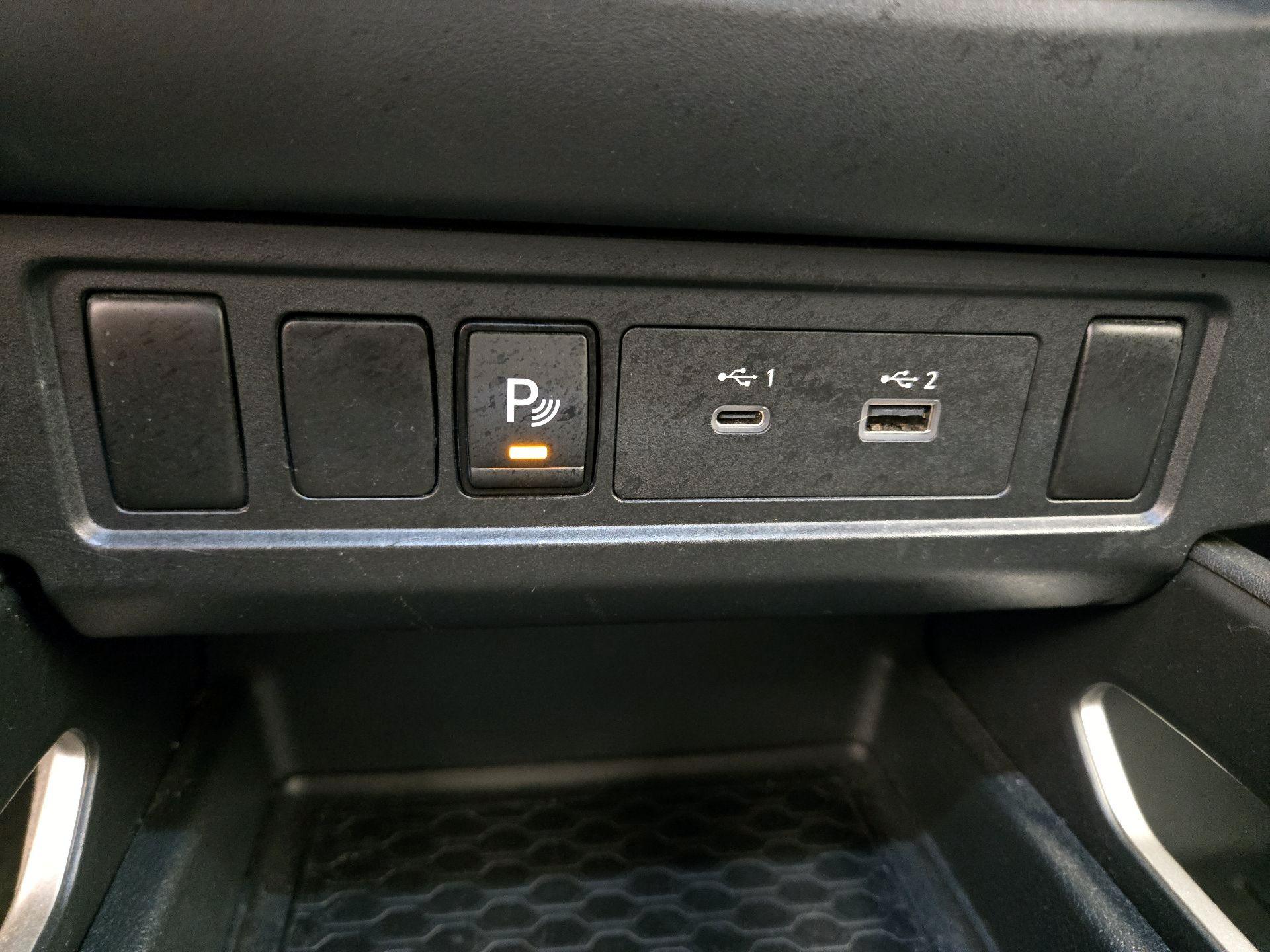 Thumbnail: 2023 Nissan Frontier - 18