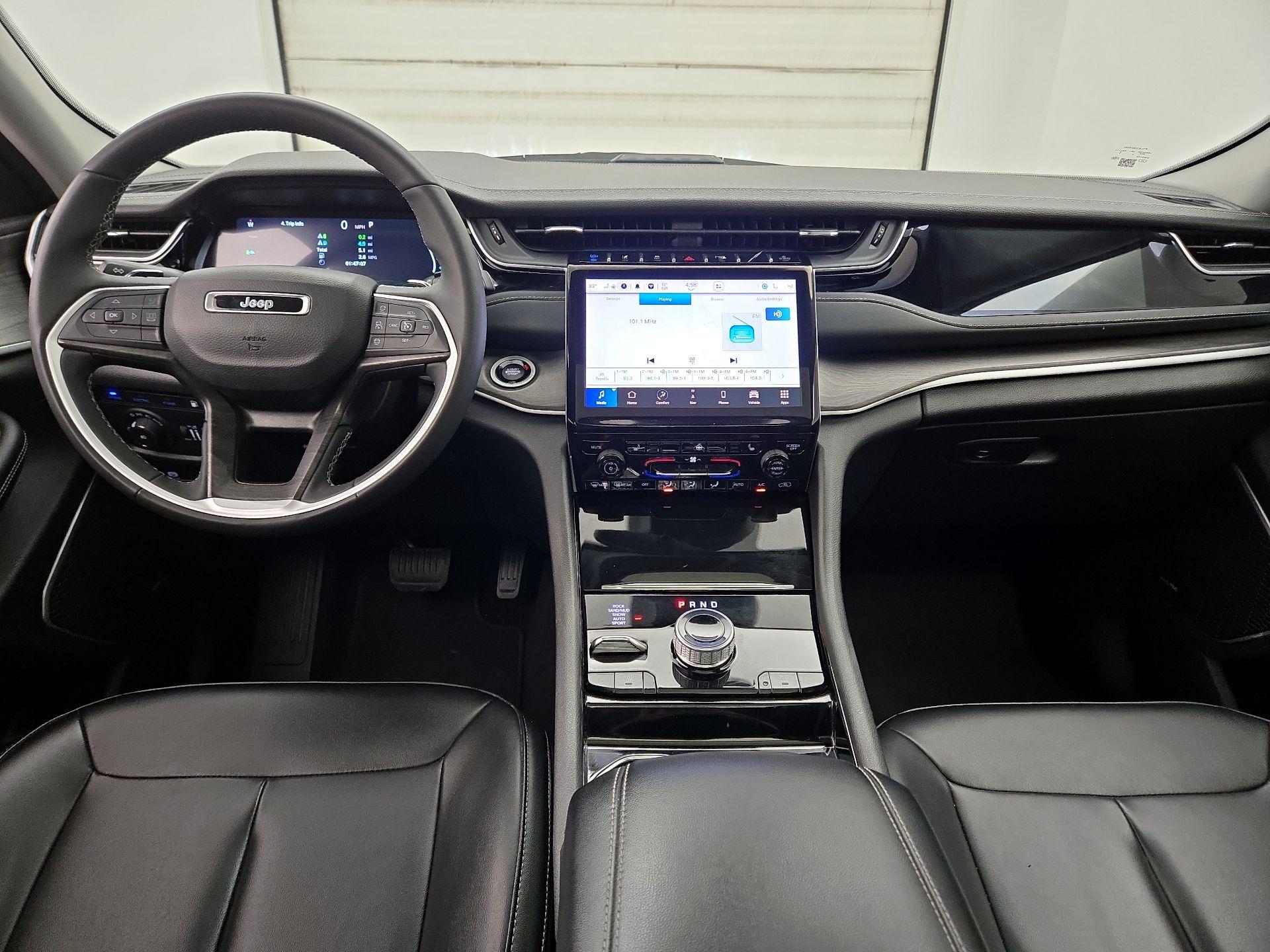 Thumbnail: 2023 Jeep Grand Cherokee - 9