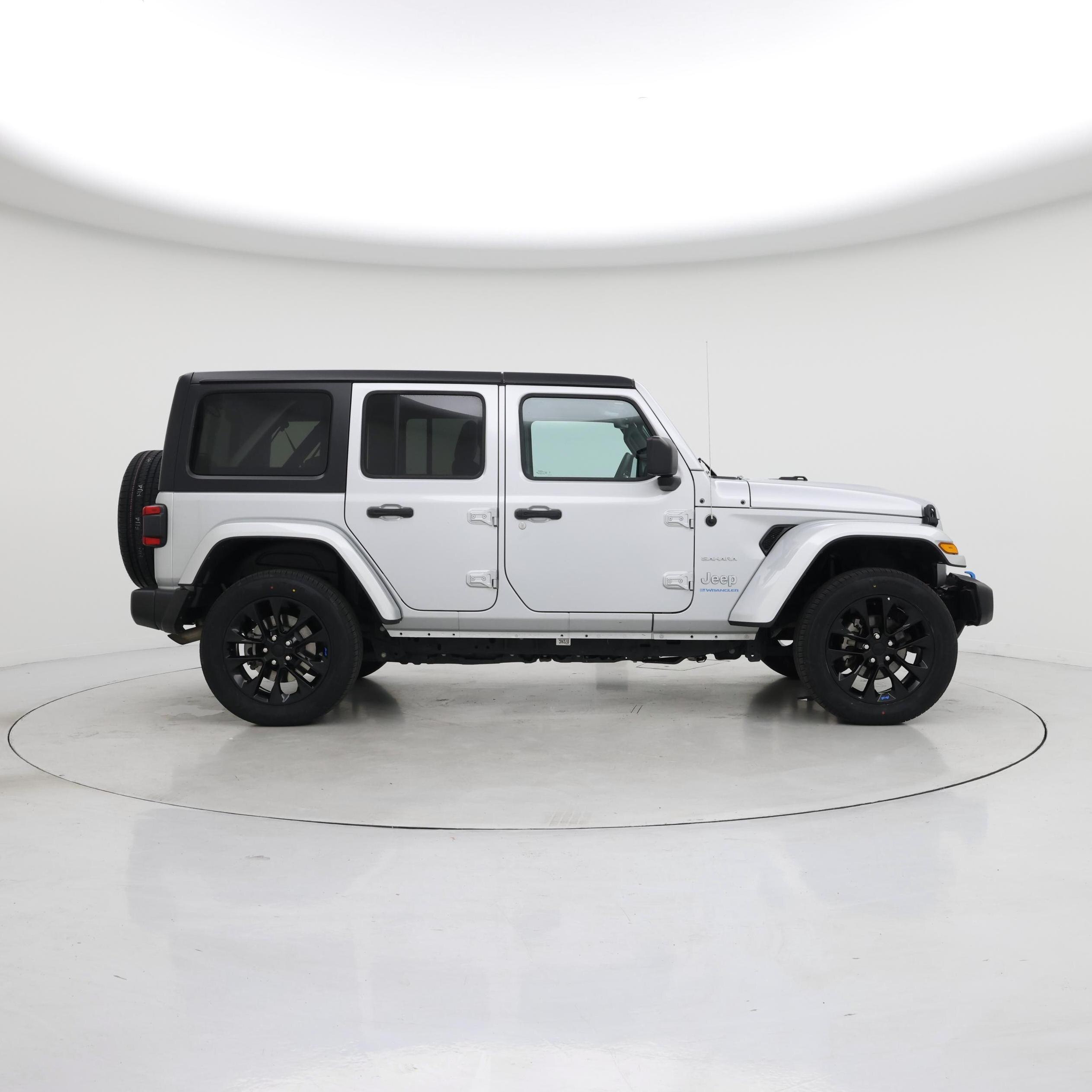 Thumbnail: 2023 Jeep Wrangler - 7