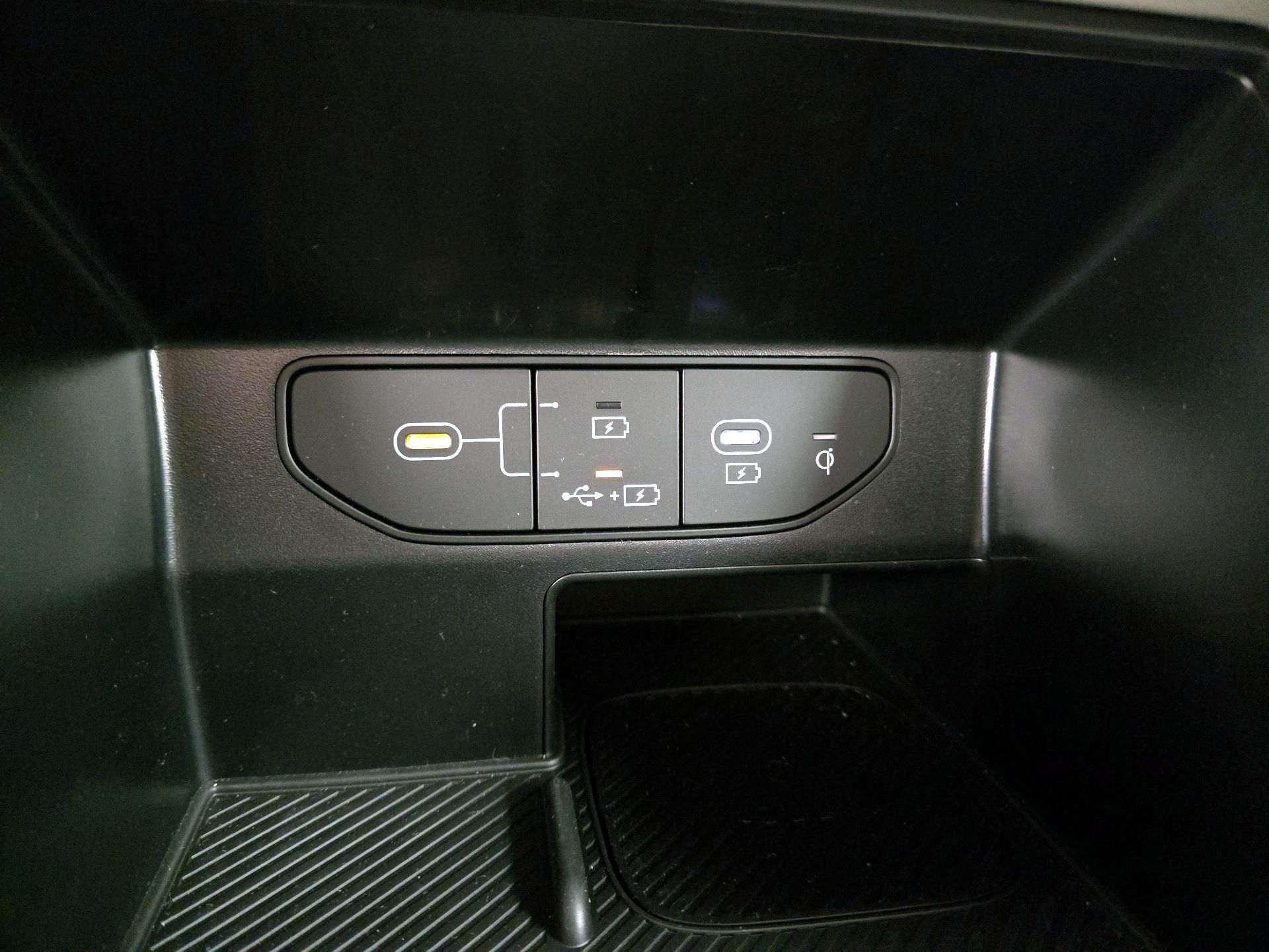 Thumbnail: 2025 Kia Sorento - 19