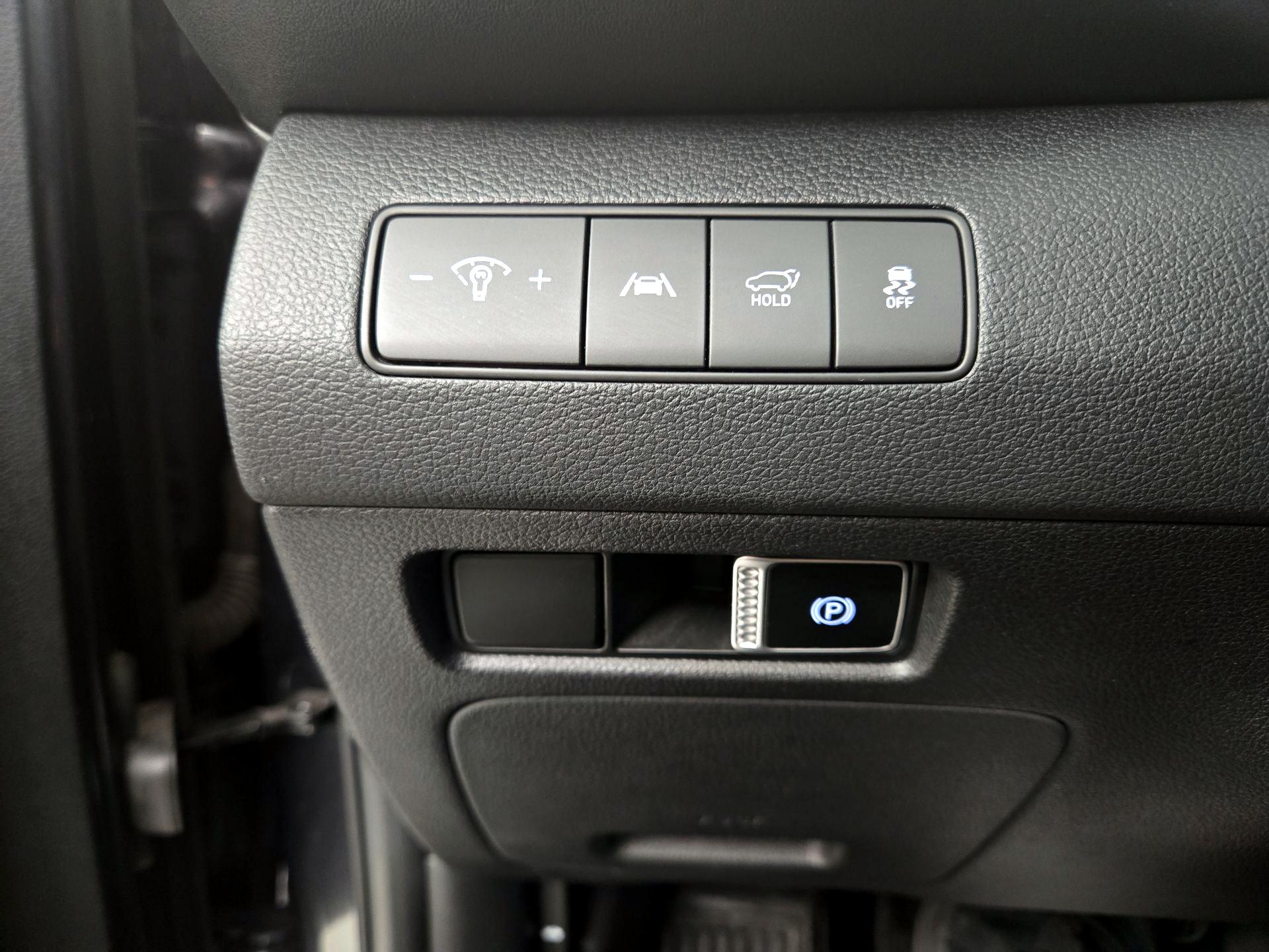 Thumbnail: 2023 Hyundai Santa Fe - 13