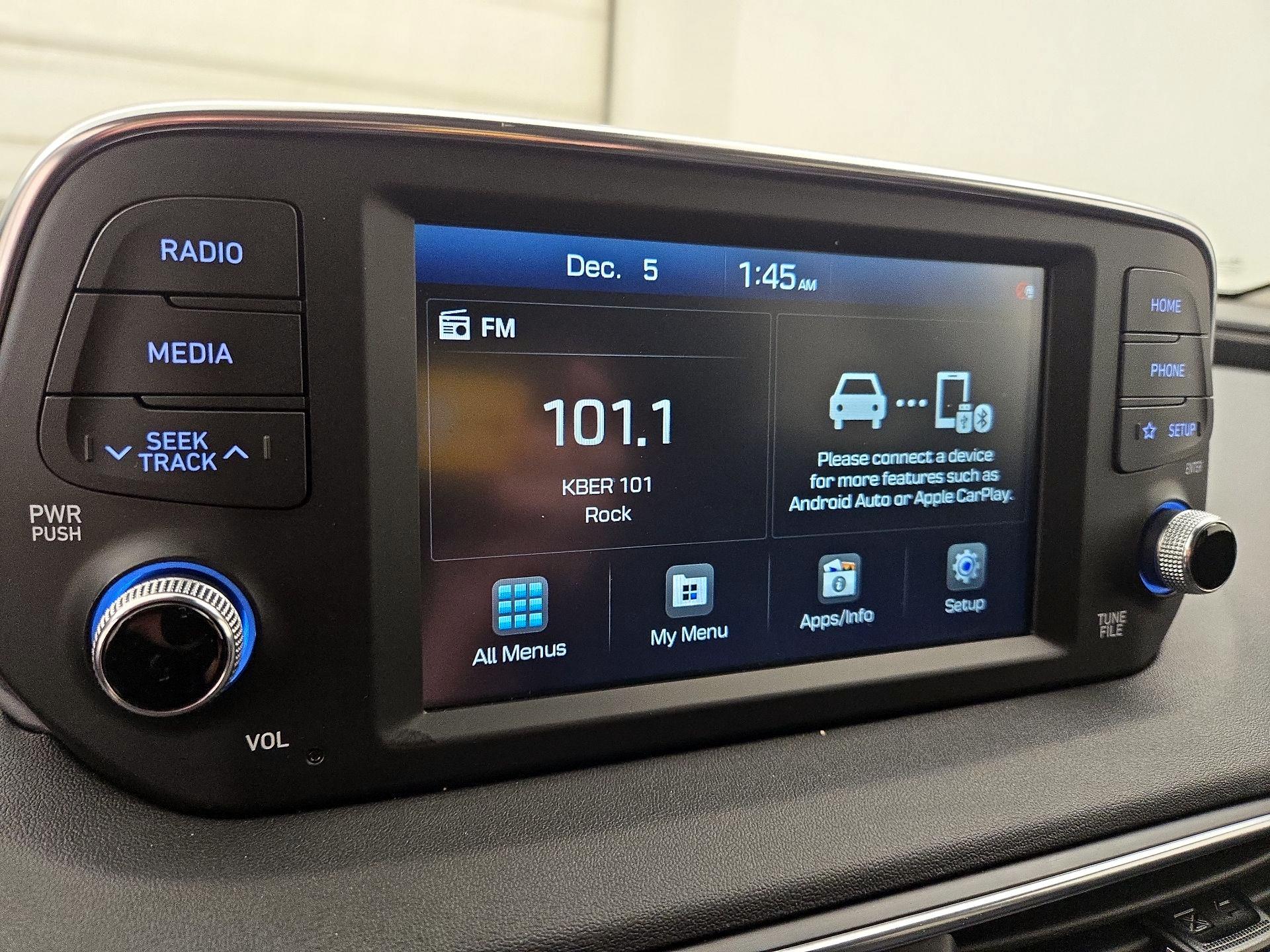 Thumbnail: 2020 Hyundai Santa Fe - 15