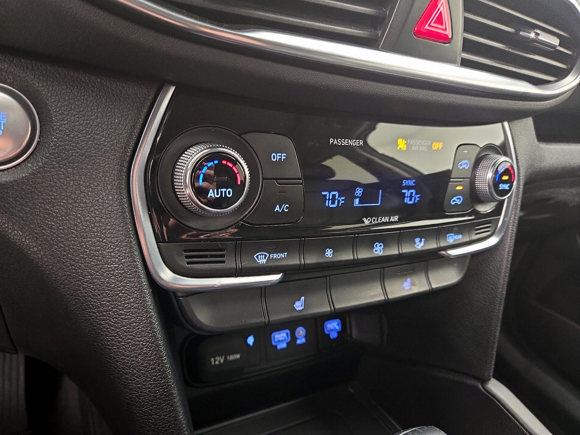 Thumbnail: 2020 Hyundai Santa Fe - 16