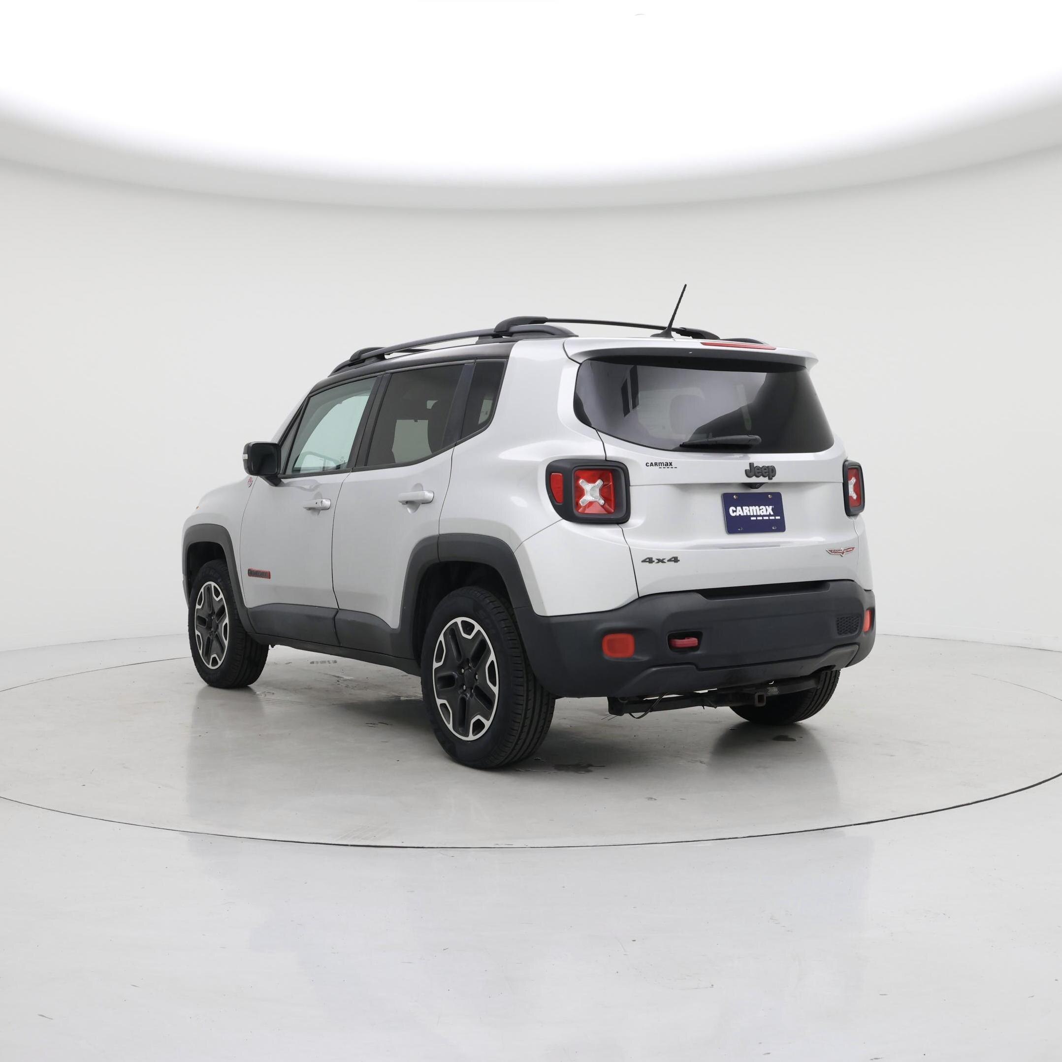Thumbnail: 2016 Jeep Renegade - 2