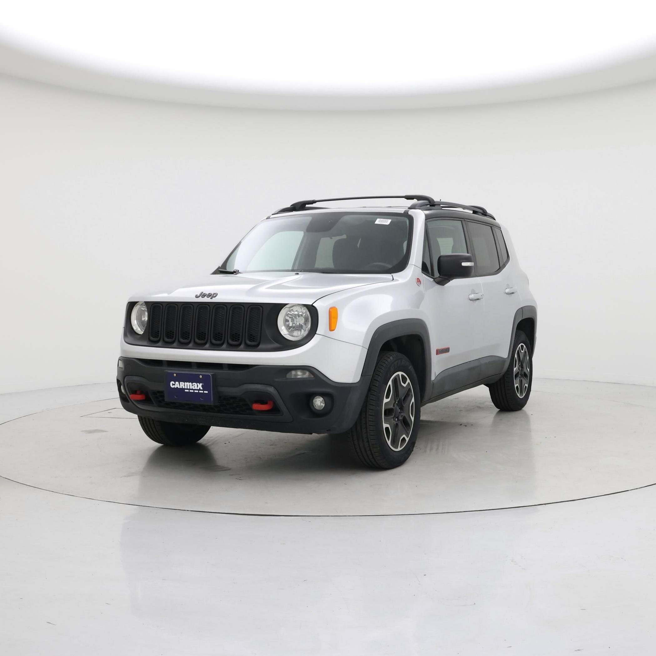Thumbnail: 2016 Jeep Renegade - 4