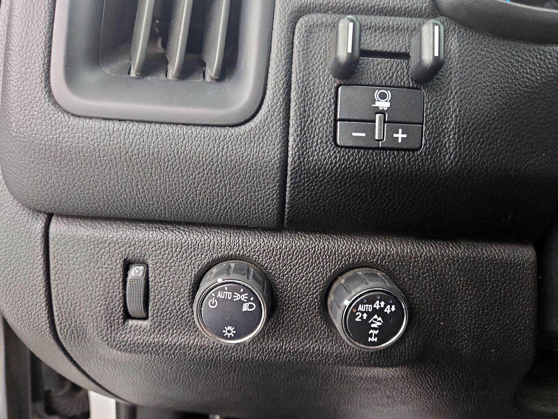 Thumbnail: 2020 Chevrolet Colorado - 13