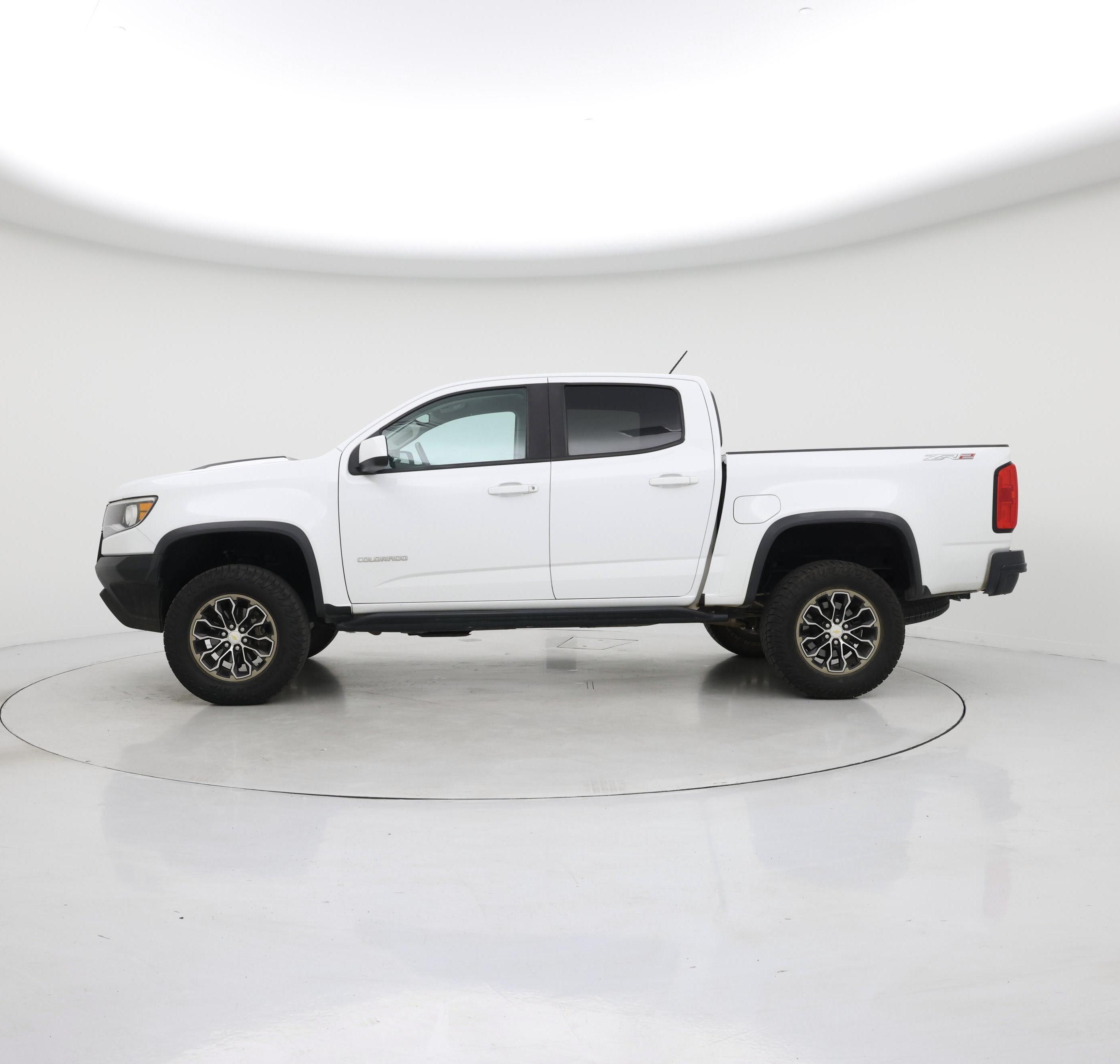 Thumbnail: 2020 Chevrolet Colorado - 3