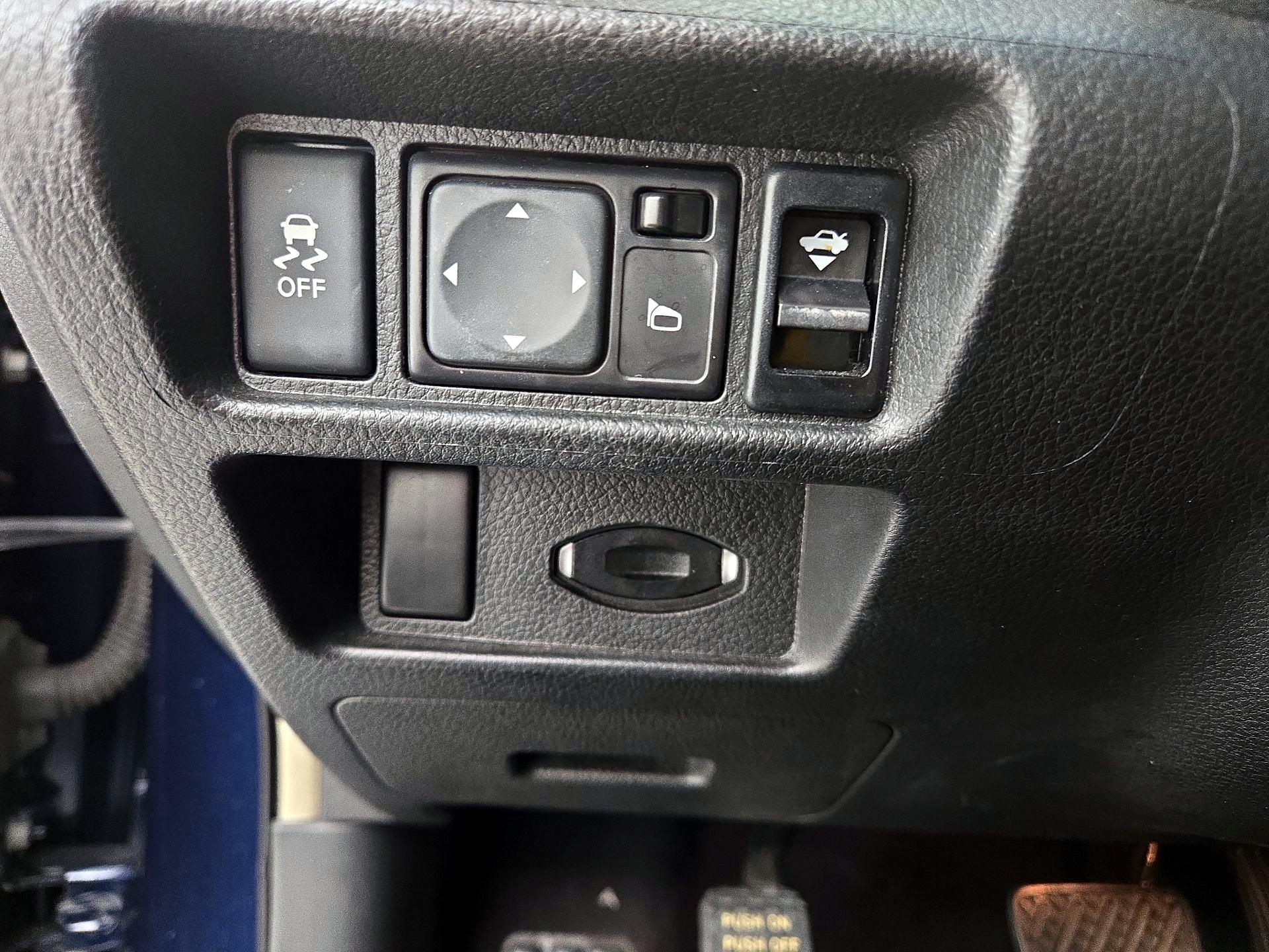 Thumbnail: 2014 Nissan Maxima - 13