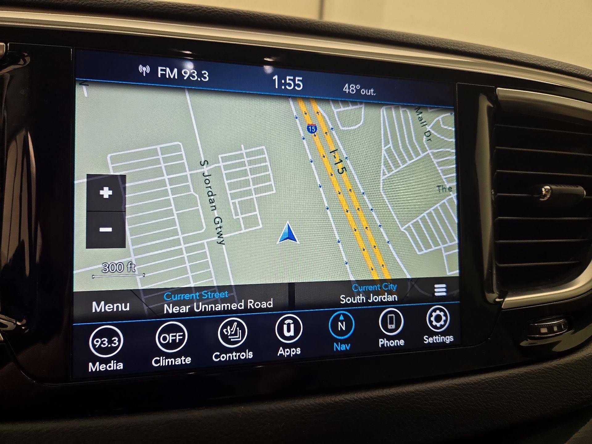 Thumbnail: 2019 Chrysler Pacifica - 14