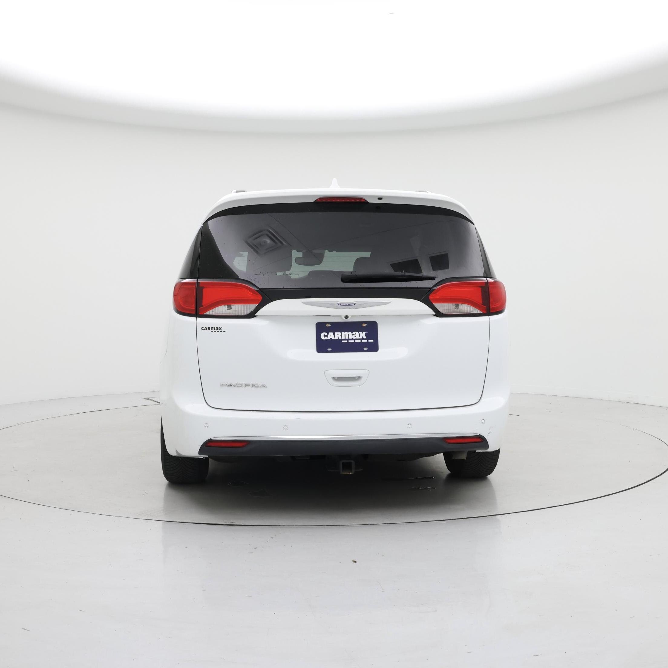 Thumbnail: 2019 Chrysler Pacifica - 6