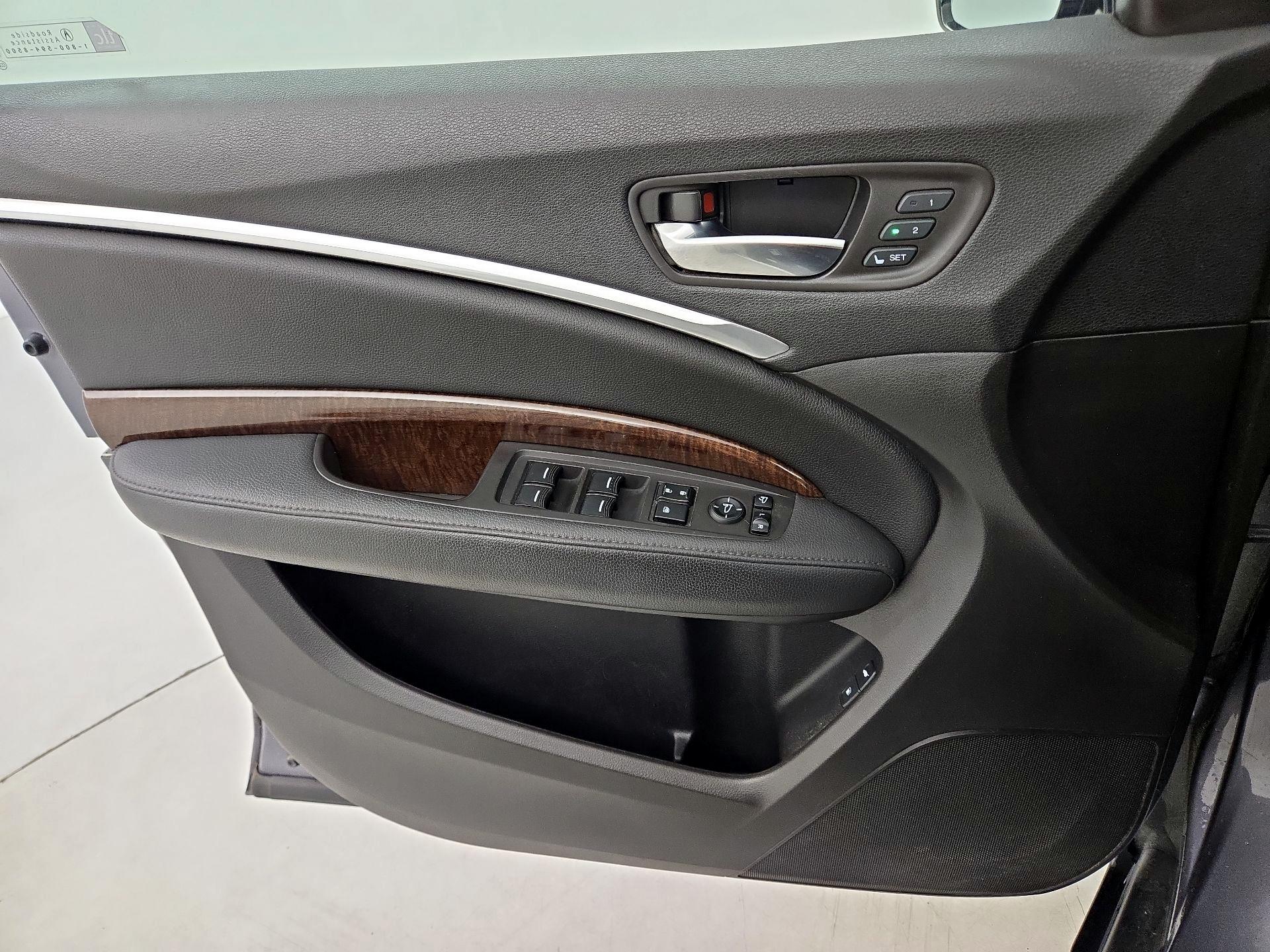 Thumbnail: 2018 Acura MDX - 12