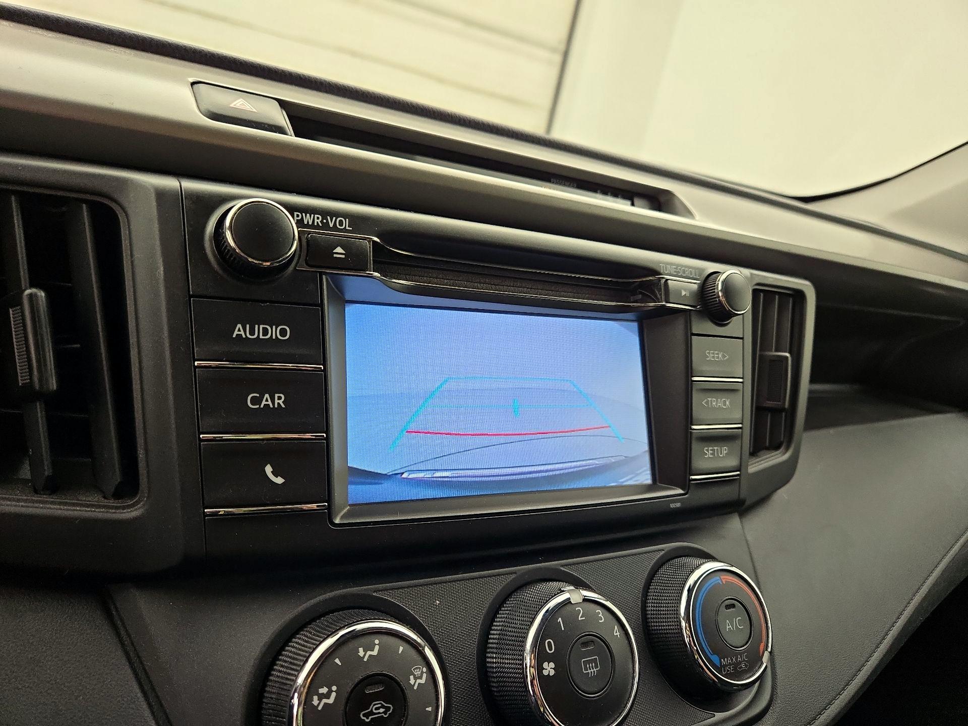 Thumbnail: 2018 Toyota RAV4 - 14