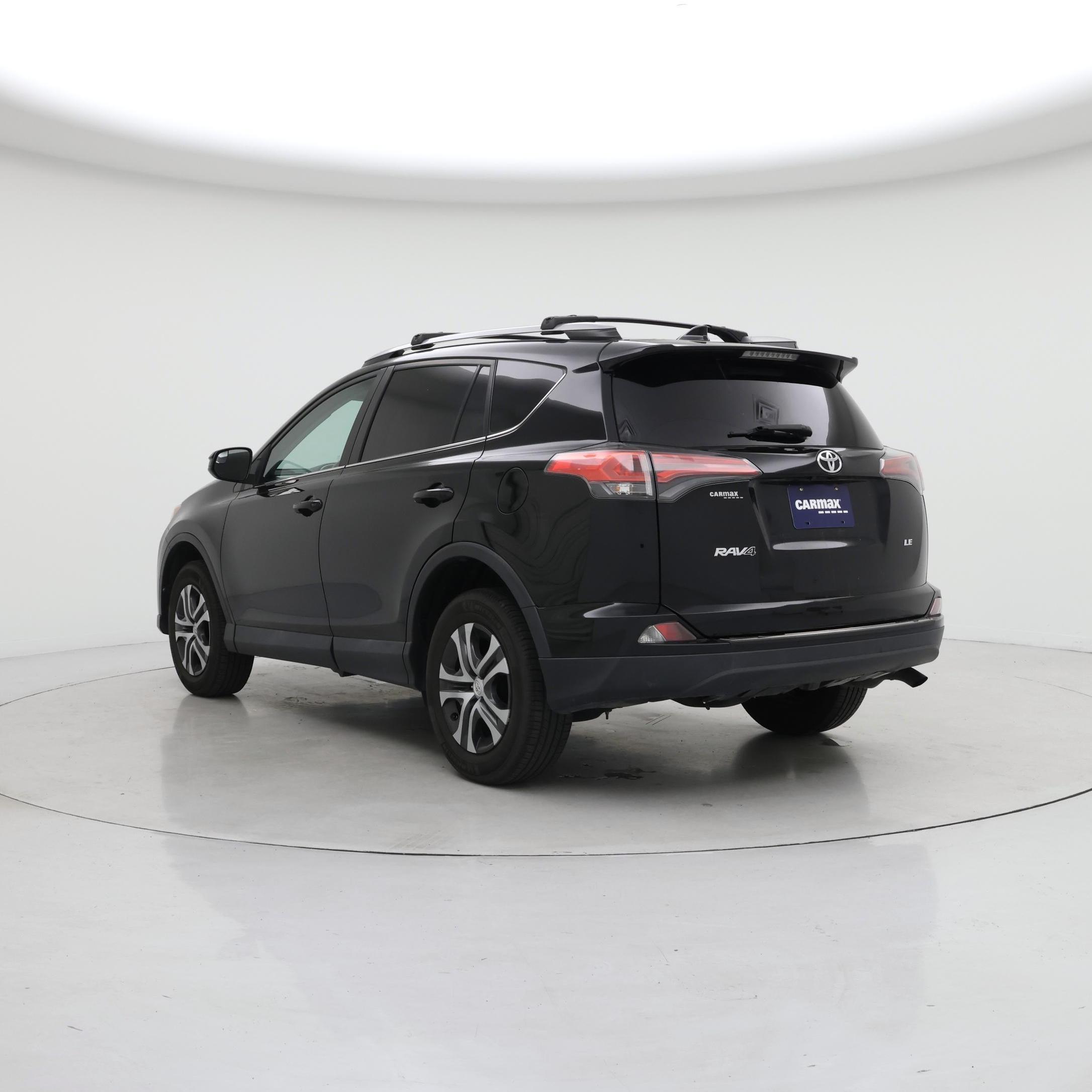Thumbnail: 2018 Toyota RAV4 - 2