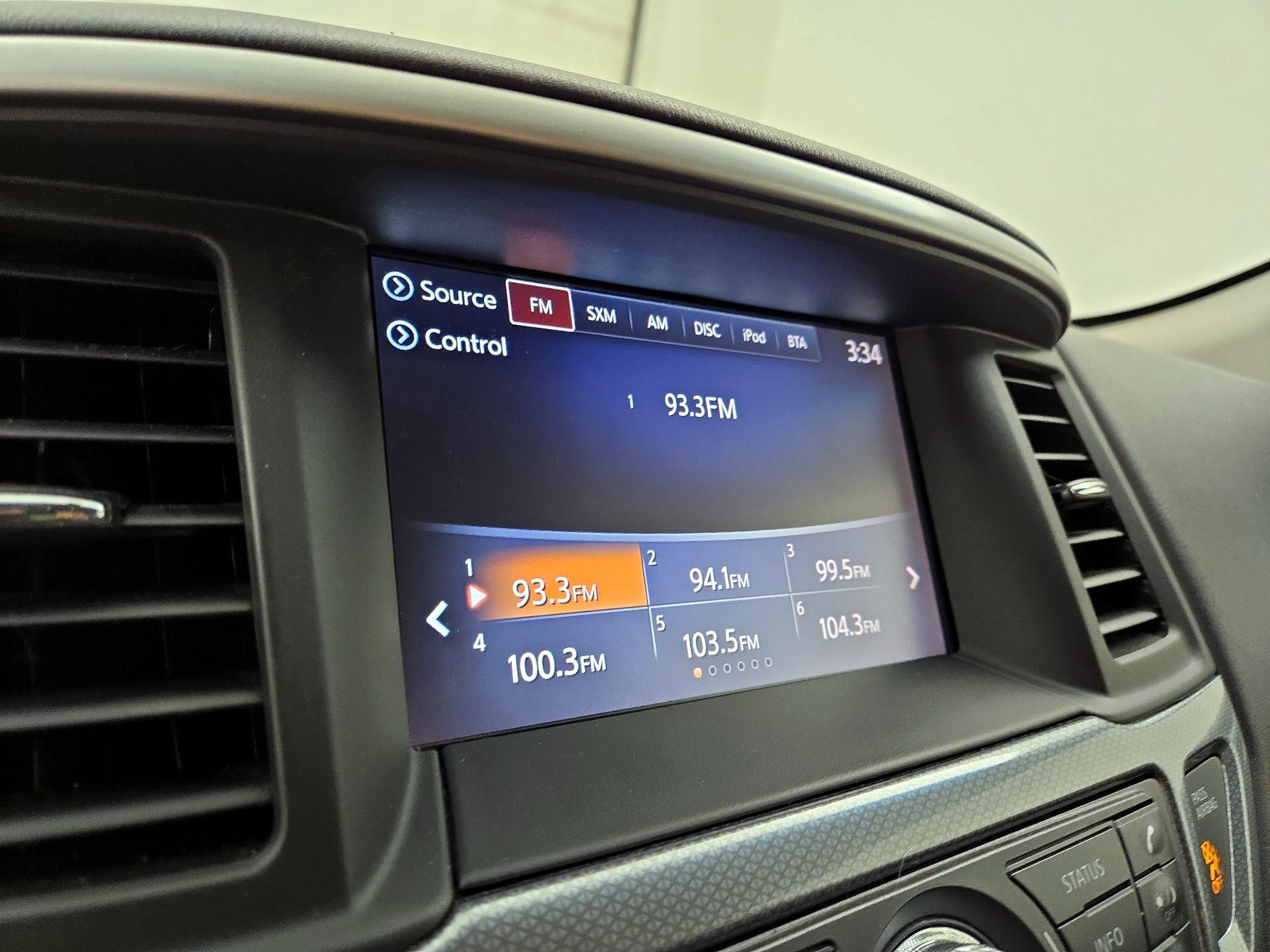 Thumbnail: 2018 Nissan Pathfinder - 16