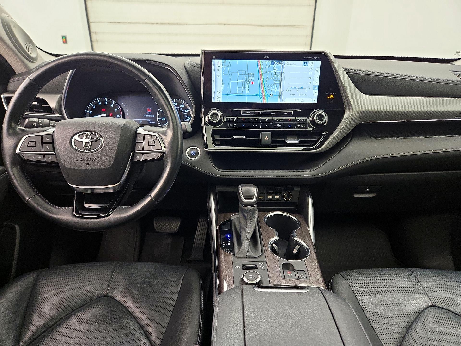 Thumbnail: 2020 Toyota Highlander - 9