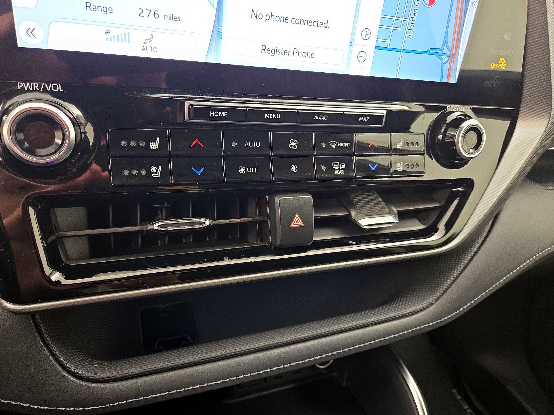 Thumbnail: 2020 Toyota Highlander - 17