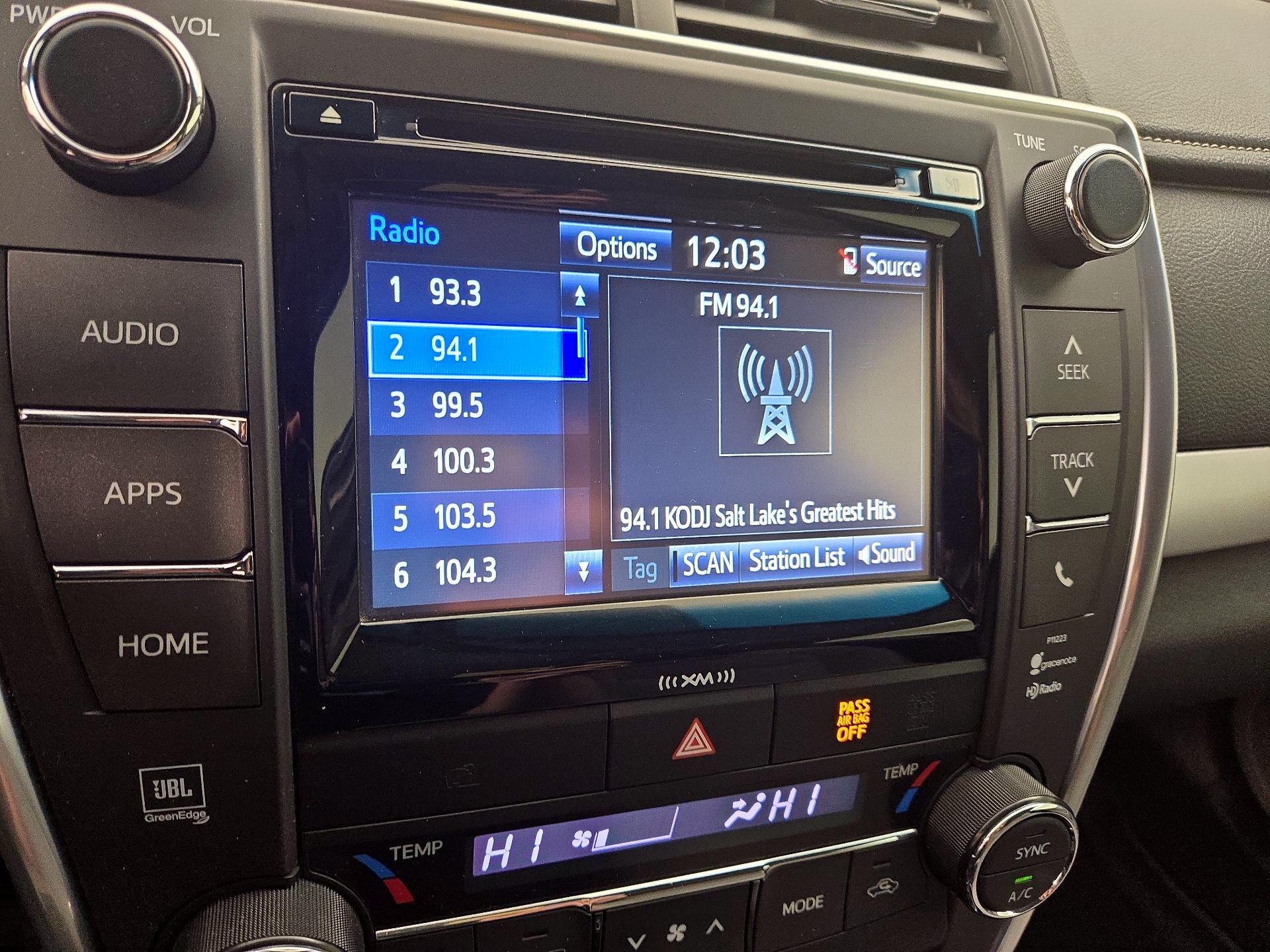 Thumbnail: 2017 Toyota Camry - 15