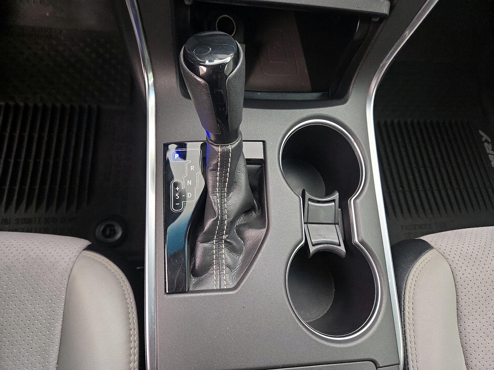 Thumbnail: 2017 Toyota Camry - 17