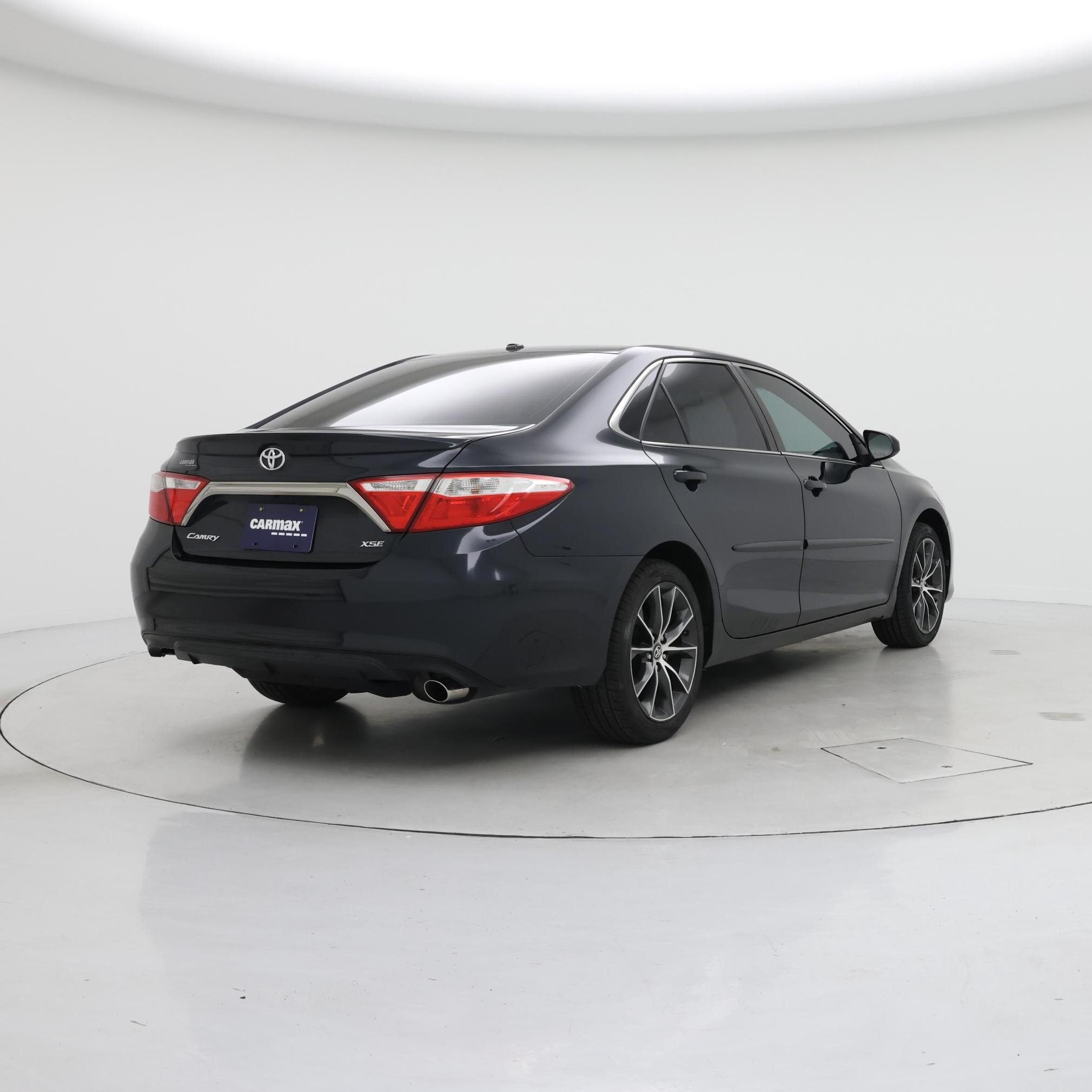 Thumbnail: 2017 Toyota Camry - 8