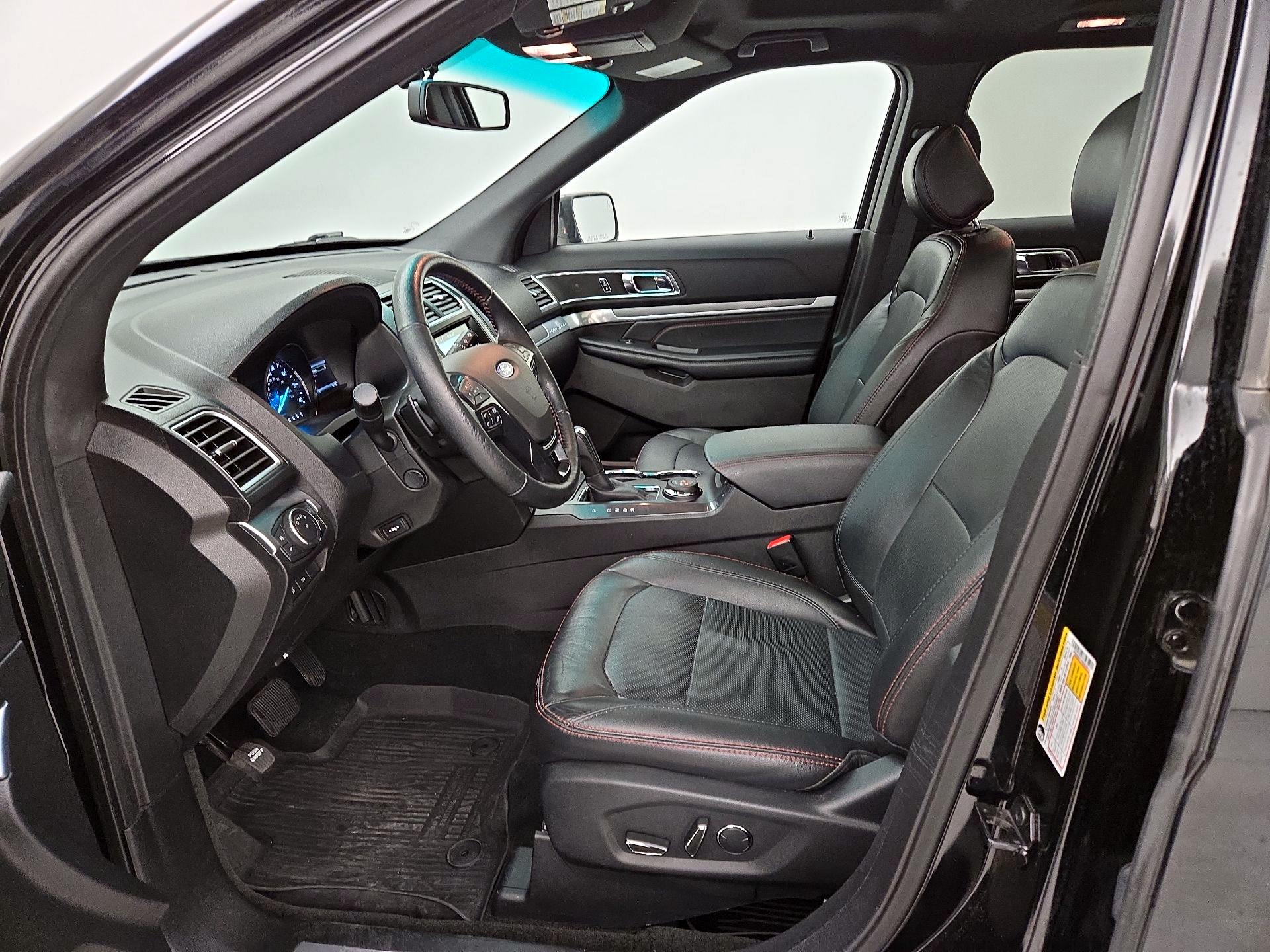 Thumbnail: 2017 Ford Explorer - 11