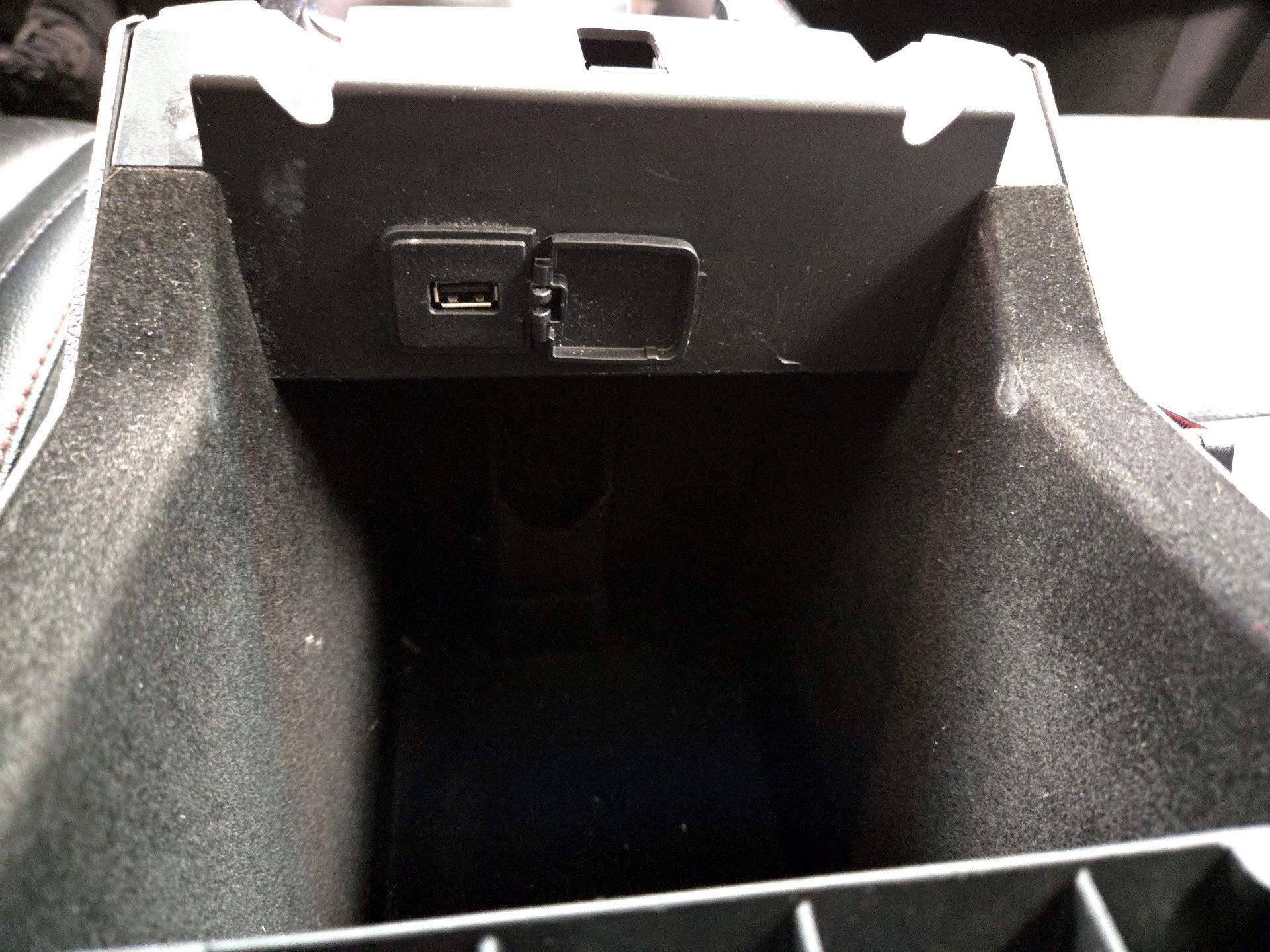 Thumbnail: 2017 Ford Explorer - 19