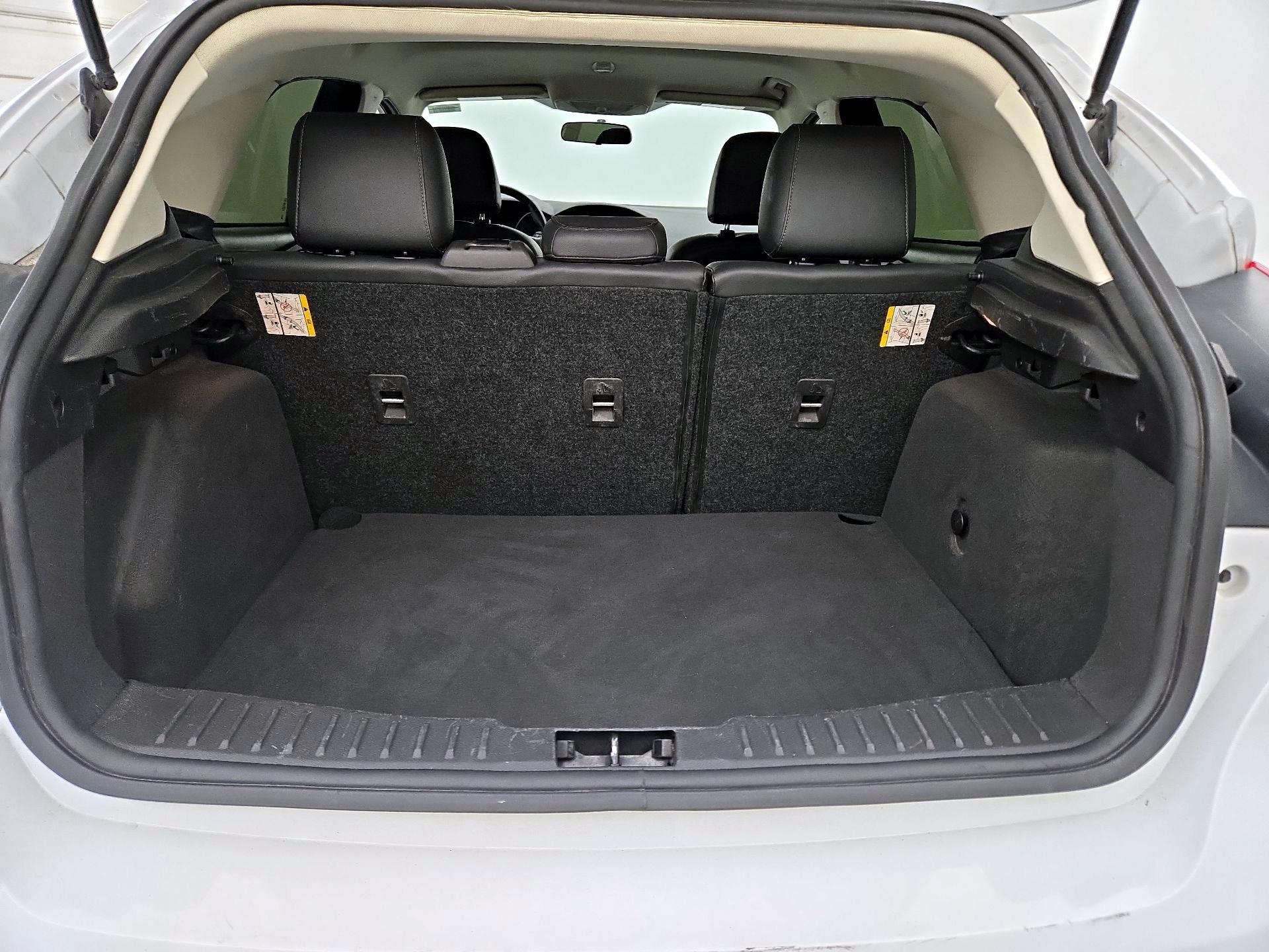 Thumbnail: 2015 Ford Focus - 20