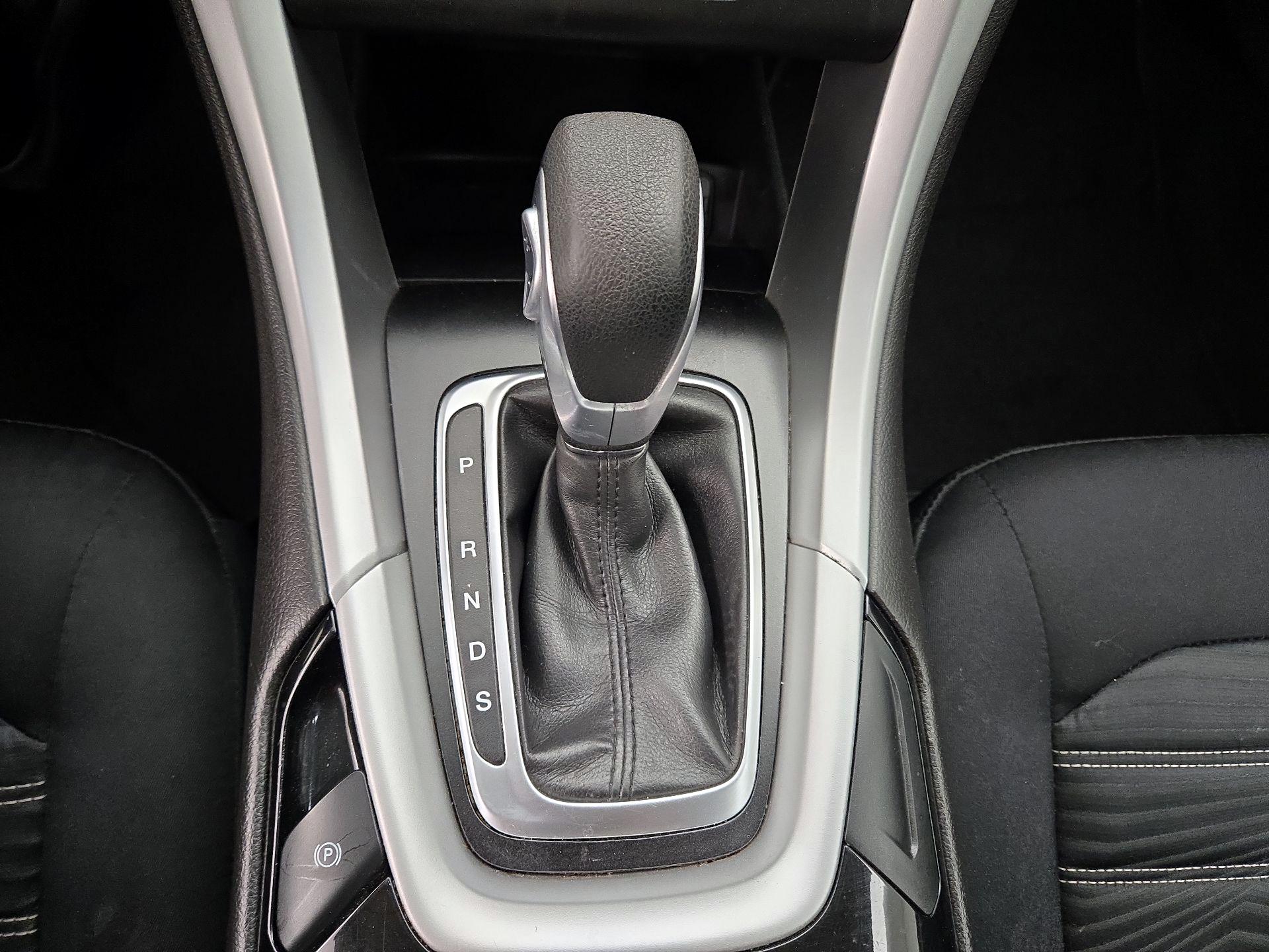 Thumbnail: 2016 Ford Fusion - 17