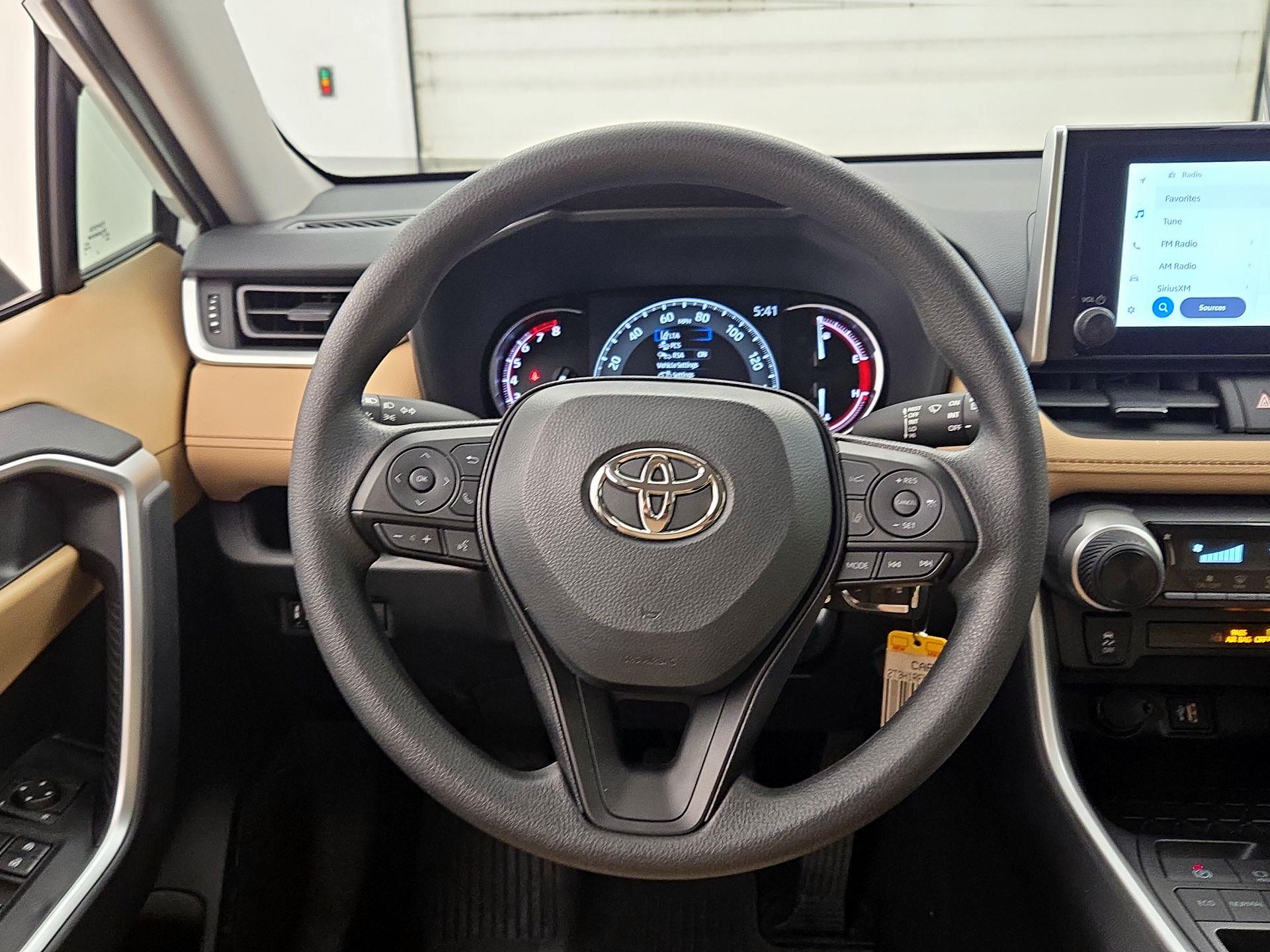 Thumbnail: 2025 Toyota RAV4 - 10