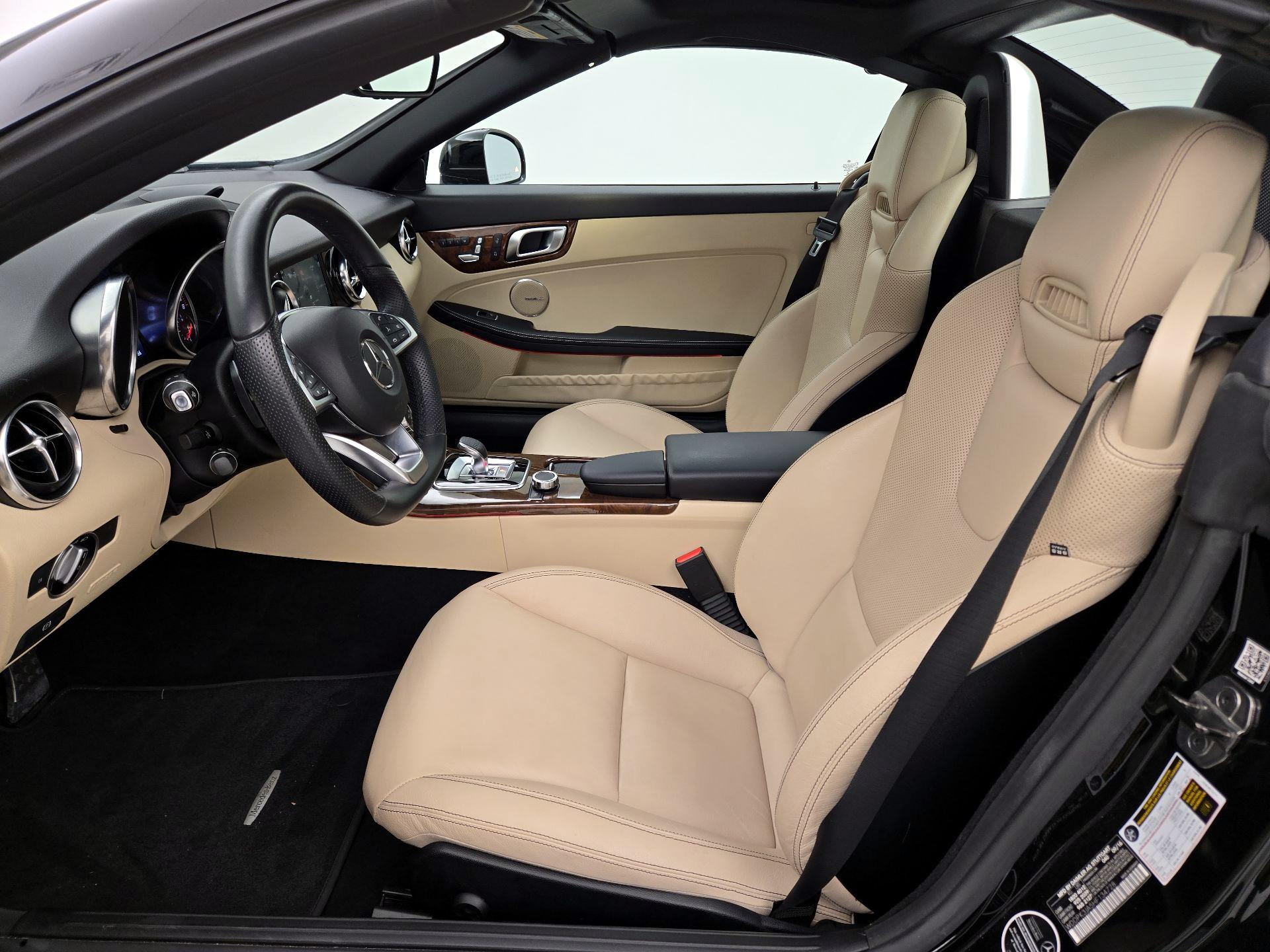 Thumbnail: 2017 Mercedes-Benz SLC - 11