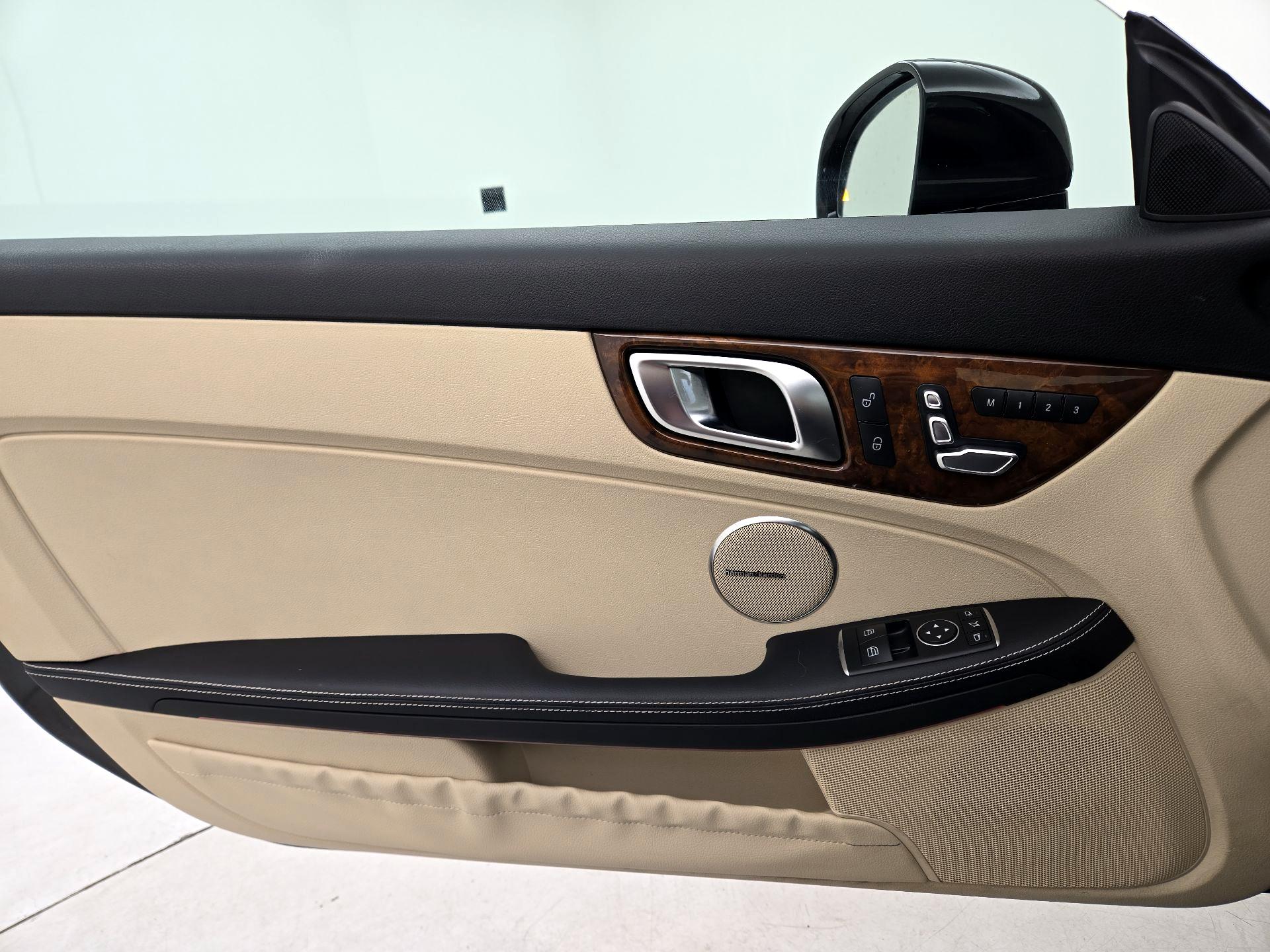 Thumbnail: 2017 Mercedes-Benz SLC - 12