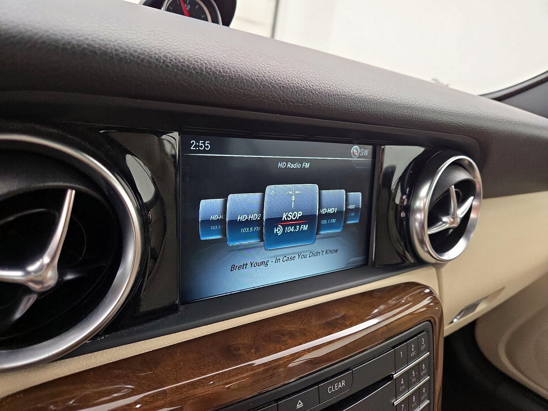 Thumbnail: 2017 Mercedes-Benz SLC - 16