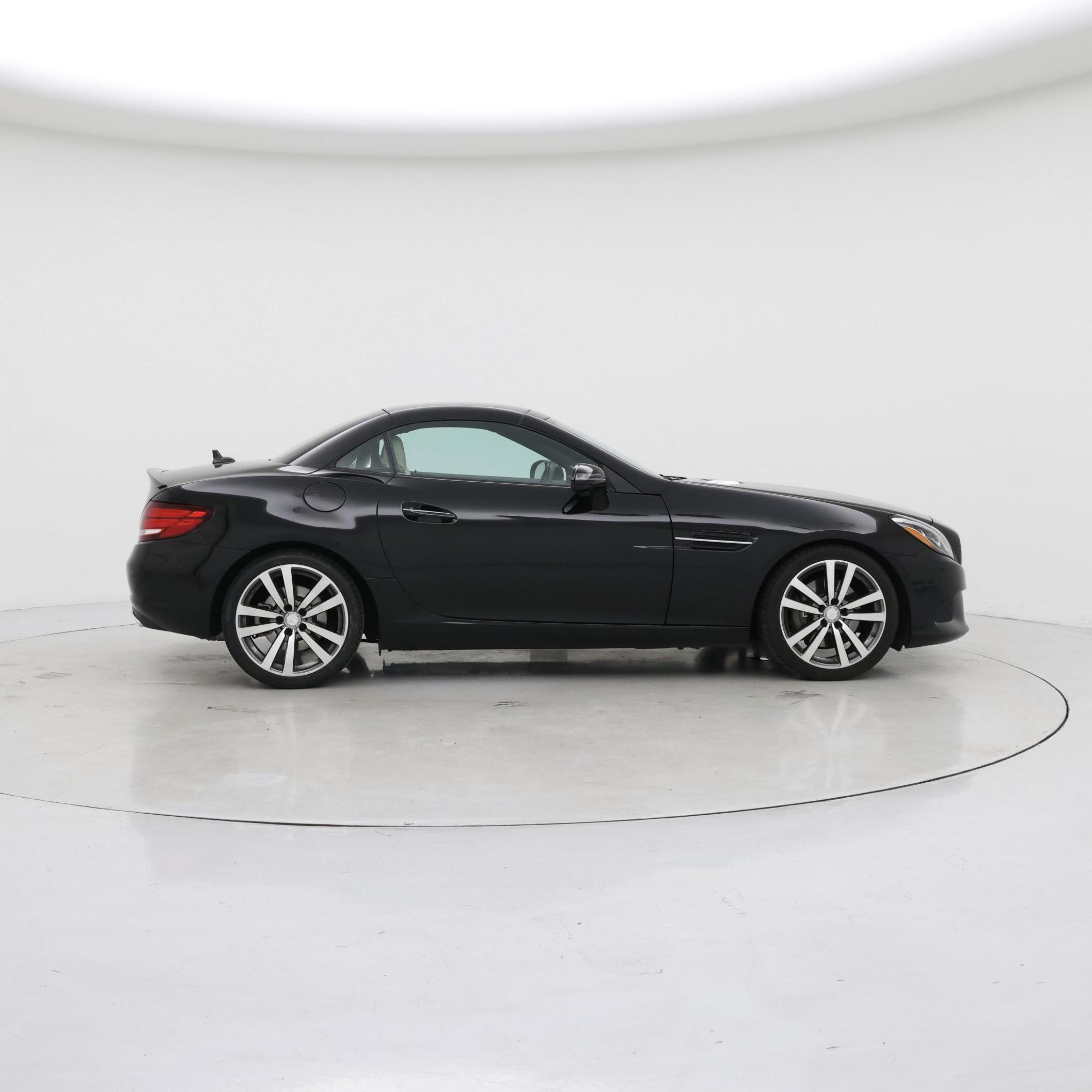 Thumbnail: 2017 Mercedes-Benz SLC - 7